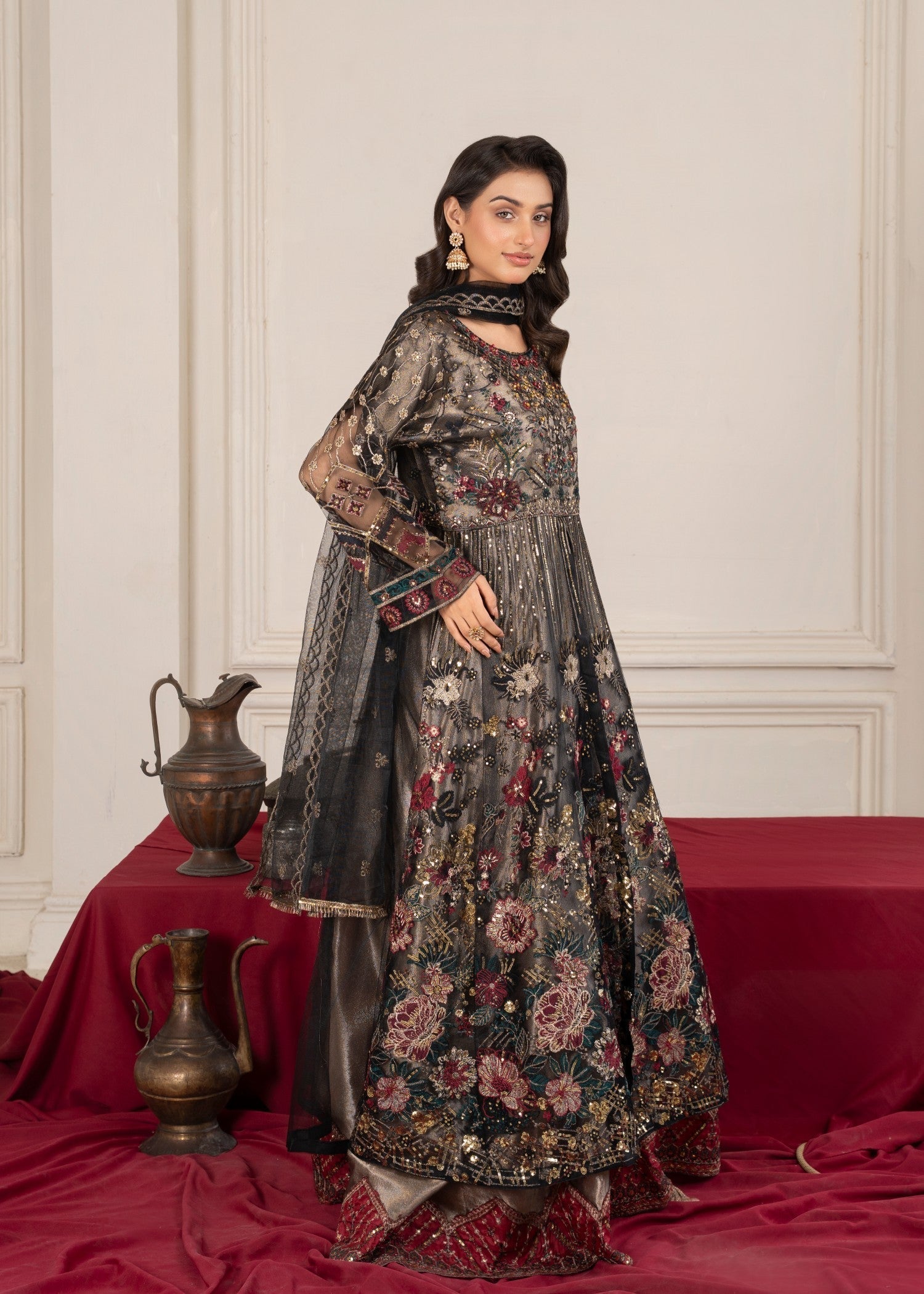 Avira Pret Shahtaaj Women 3pcs