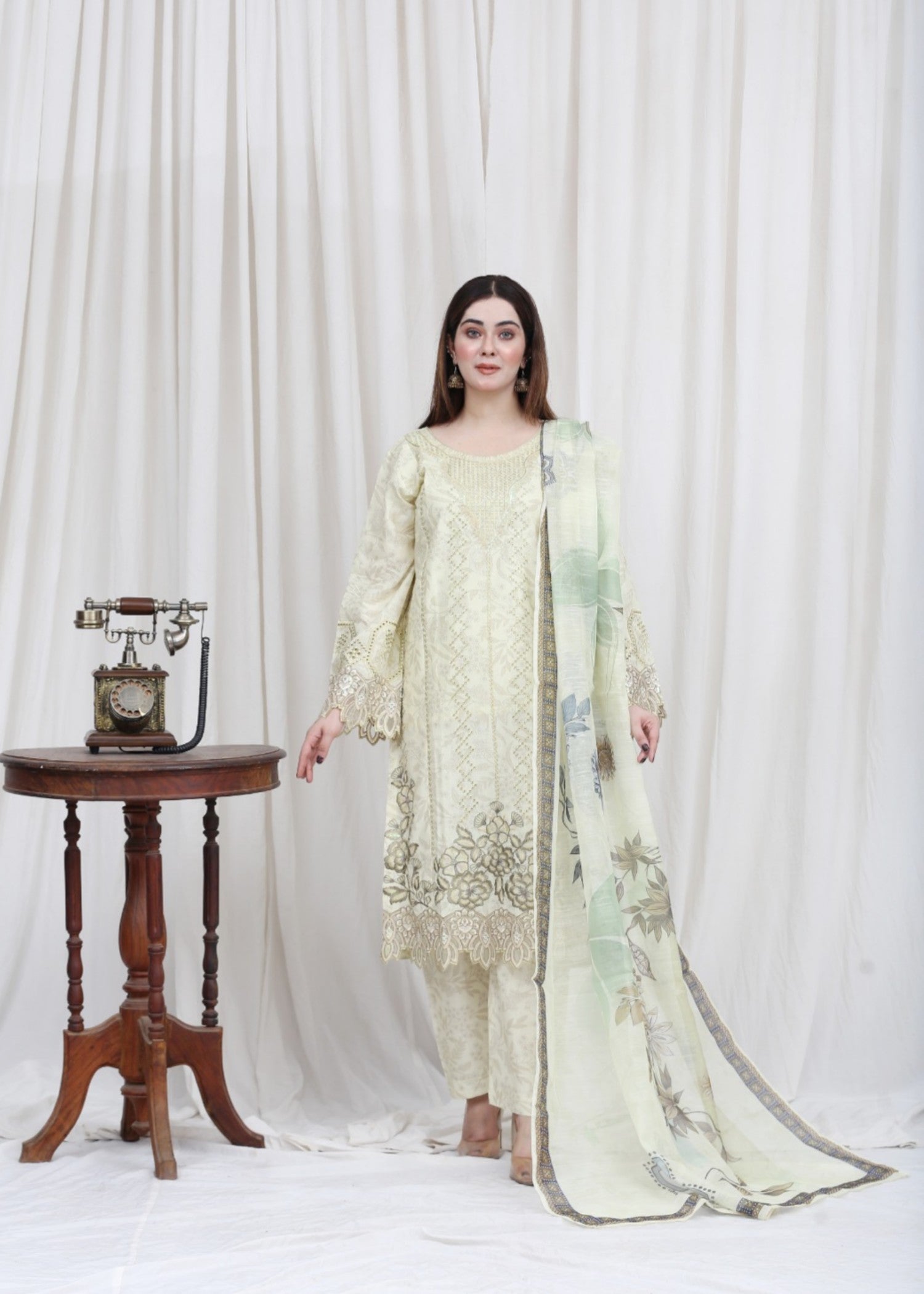 Mr Rai Attires Amna Embroidered Women 3pcs