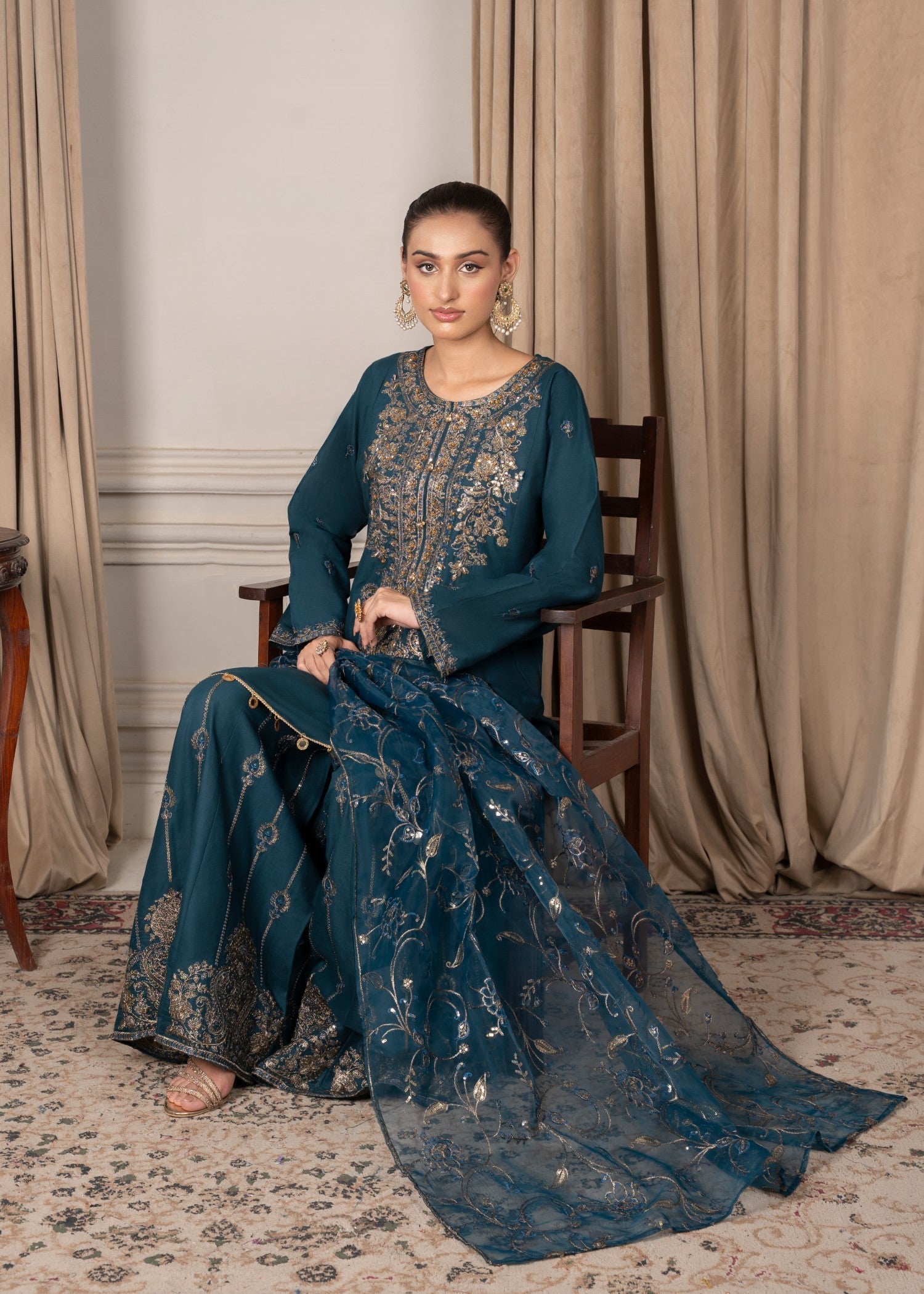 Avira Pret Zartaj Women 3pcs