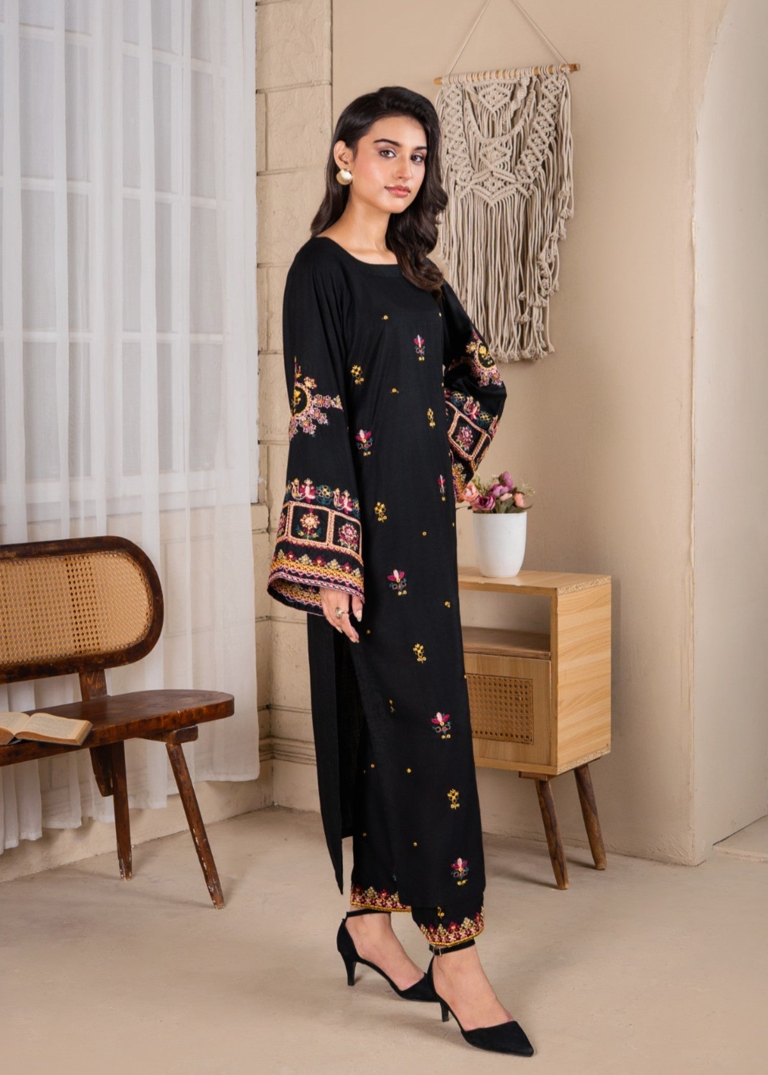 Gulposh Koco (Embroided ) Women 2pcs
