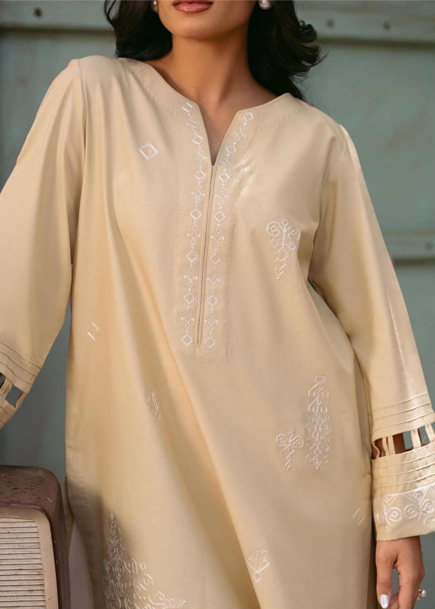 Musaif Ayanah Stitched () Women 2pcs
