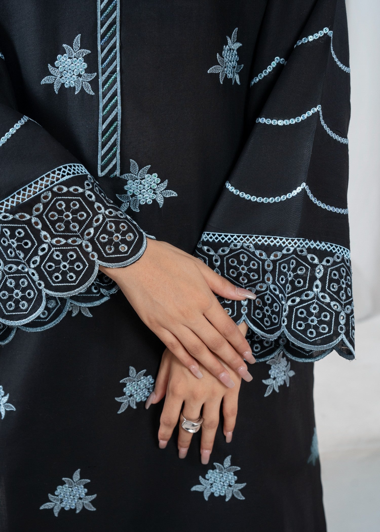 Zoya&Zafar Cross Stitch Pattern Women 2pcs