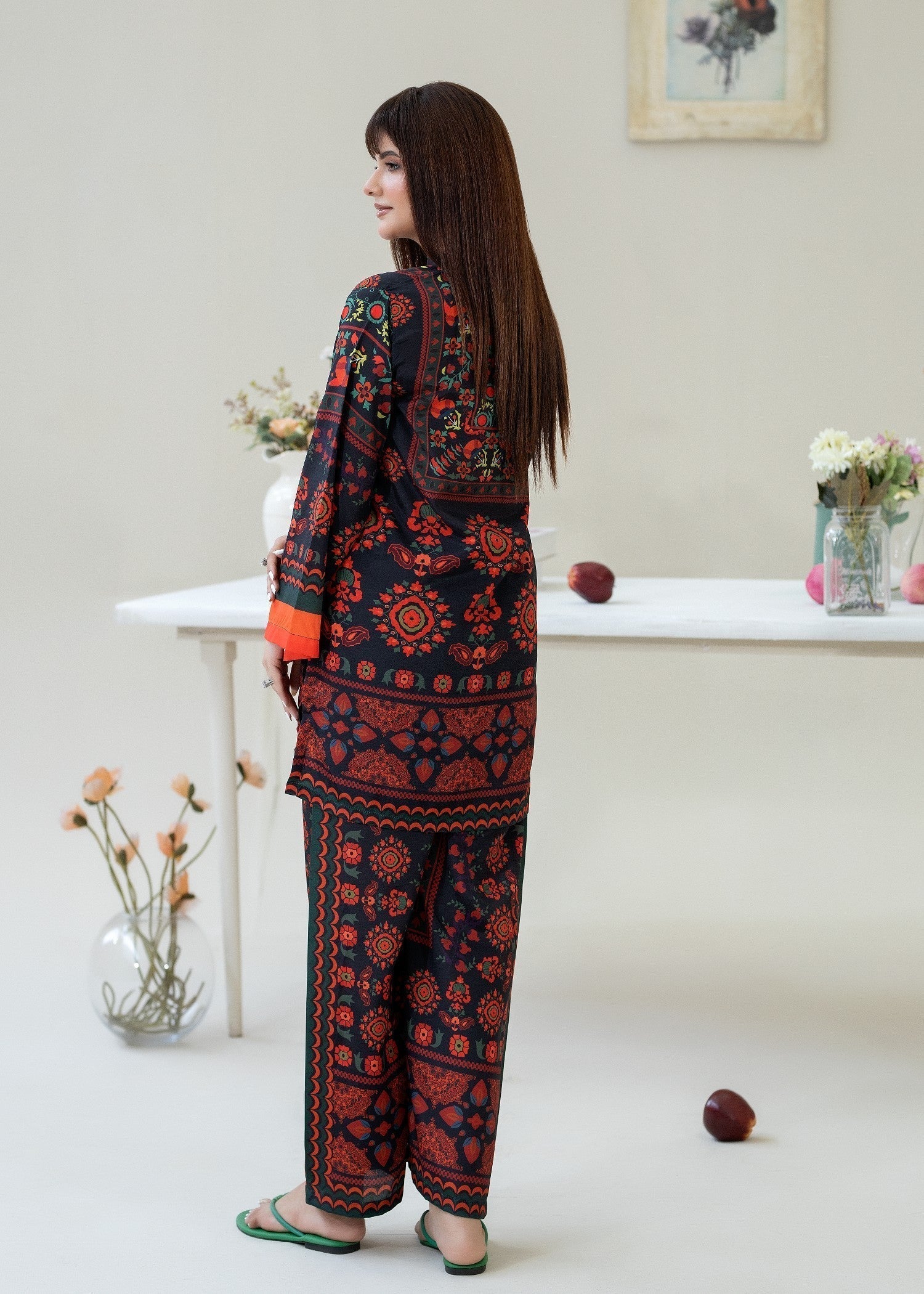 WearCuckoos Avenys Women 2pcs