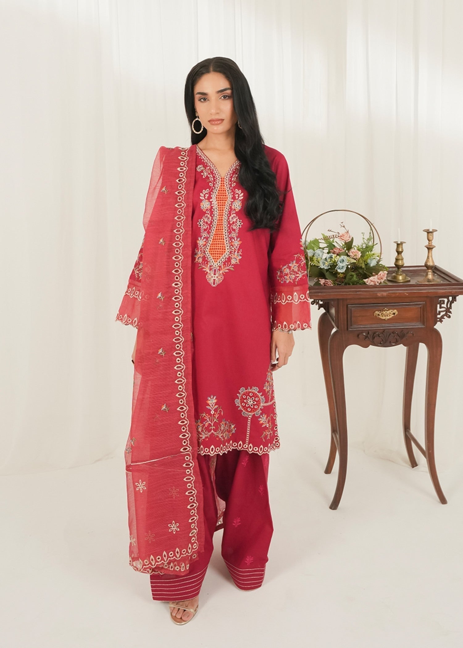 Kross Kulture Embroidered Lawn Suit With Farshi Shalwaar 01645 Women 3pcs