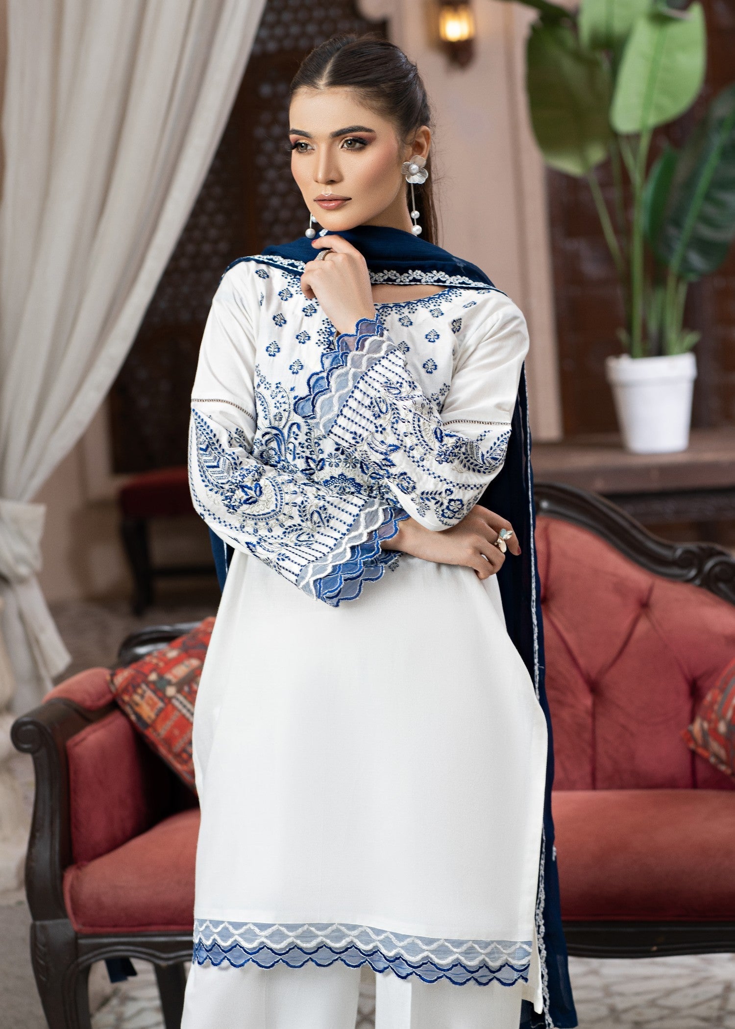 Madame Embroidered Egg White Cotton Suit 2759 Women 3pcs