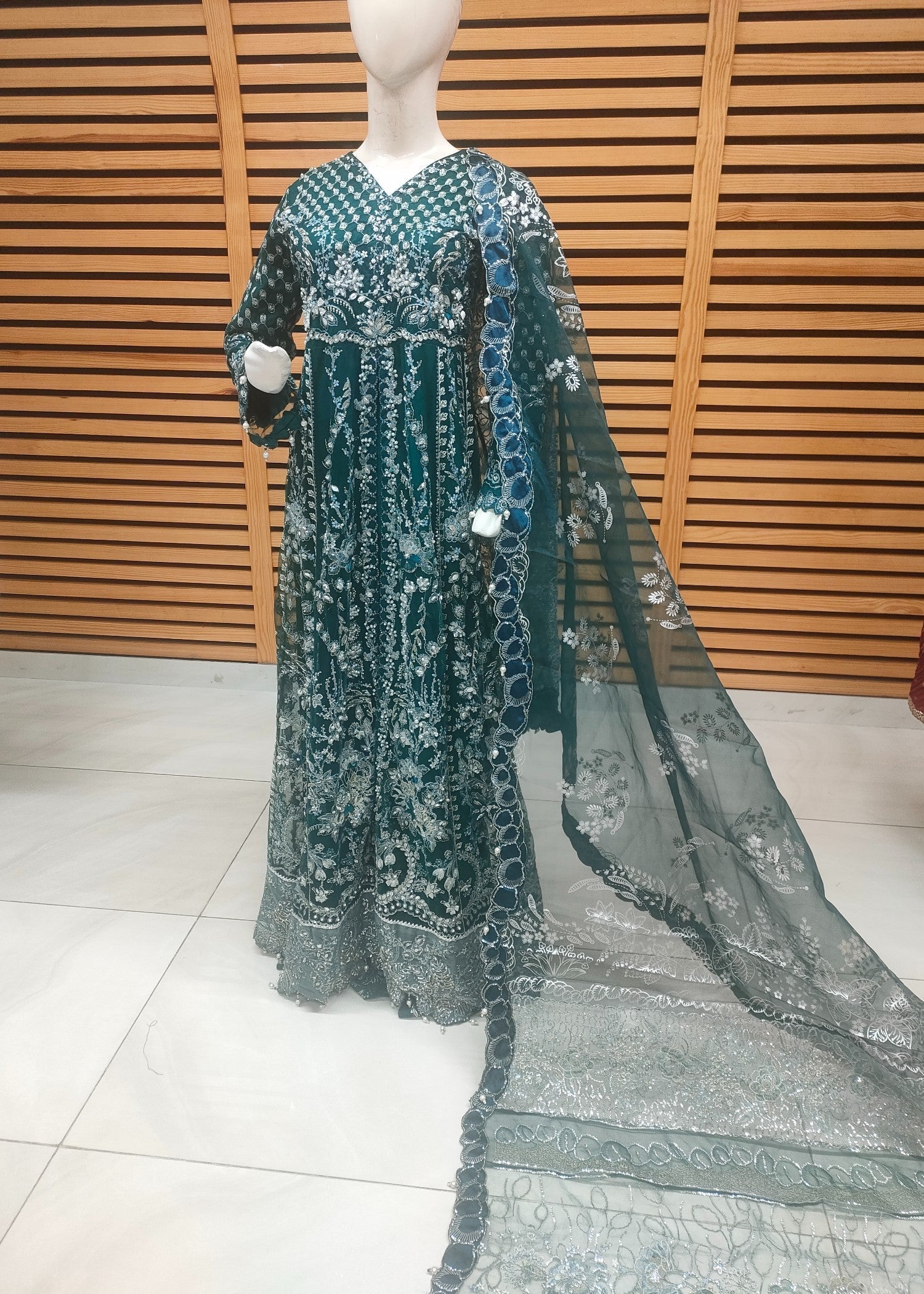 Republic Womenswear Republic Une Jecinthe (S) Women 4pcs