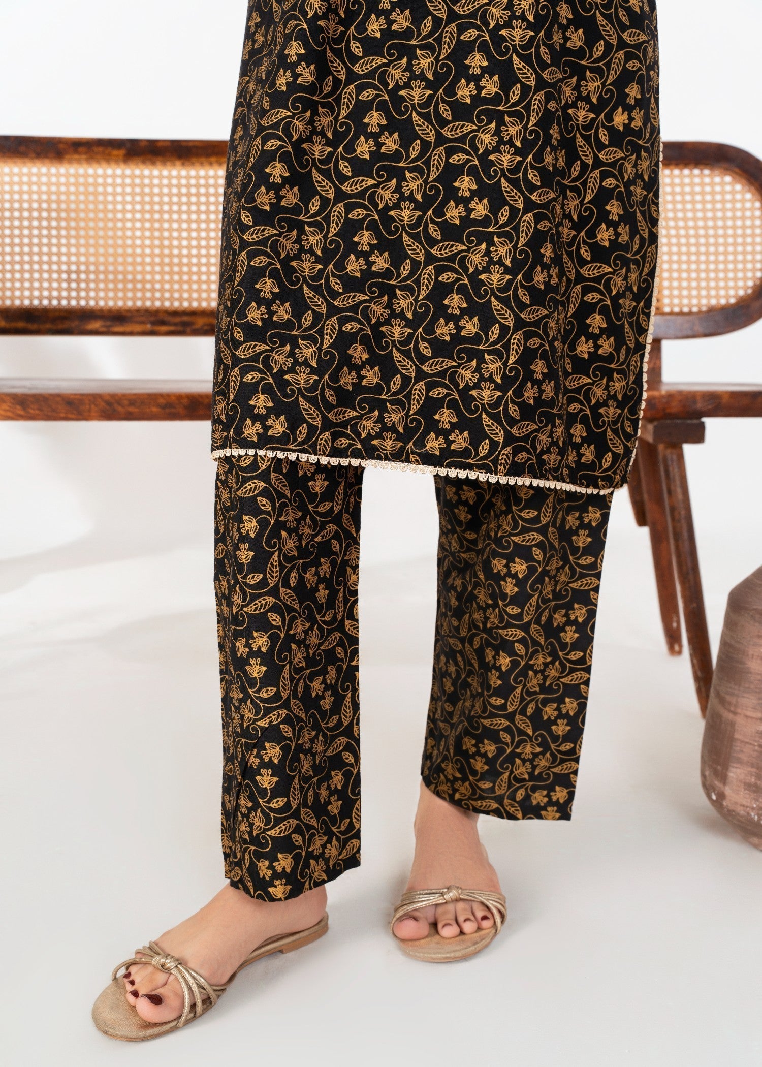 Stylish Collection LEAF BLACK Women 2pcs