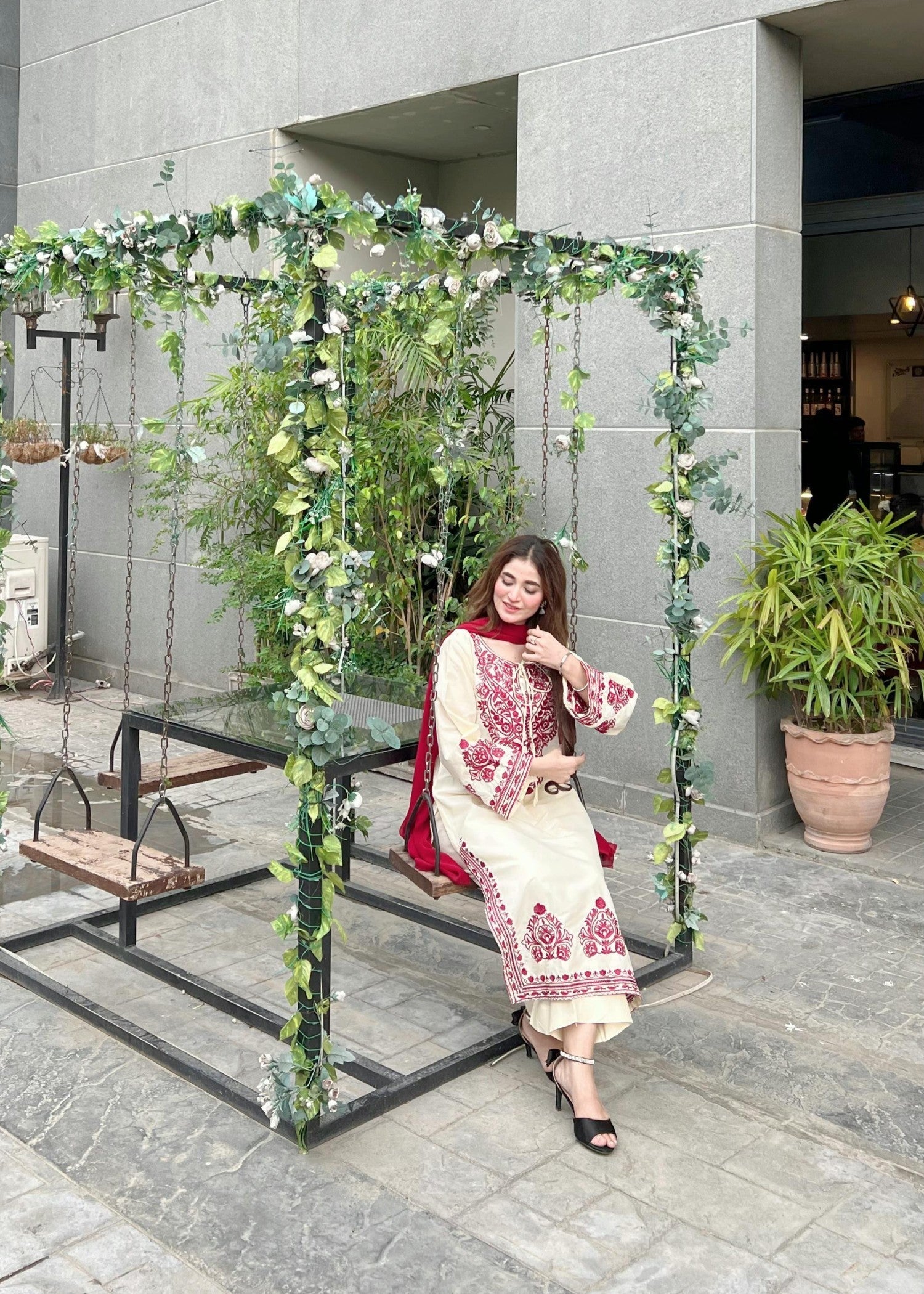 Kunaar Noor Bano Women 3pcs