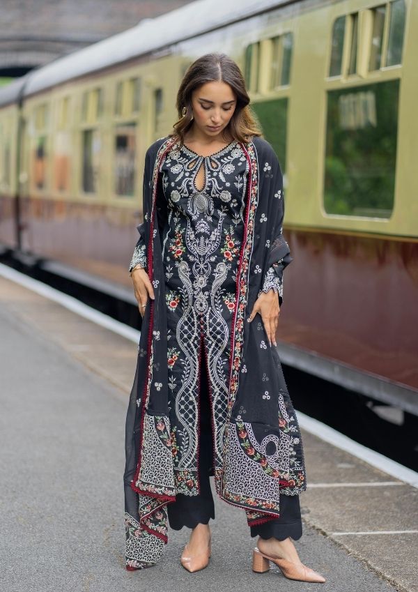 Meeraki Kohl Black Women 3pcs