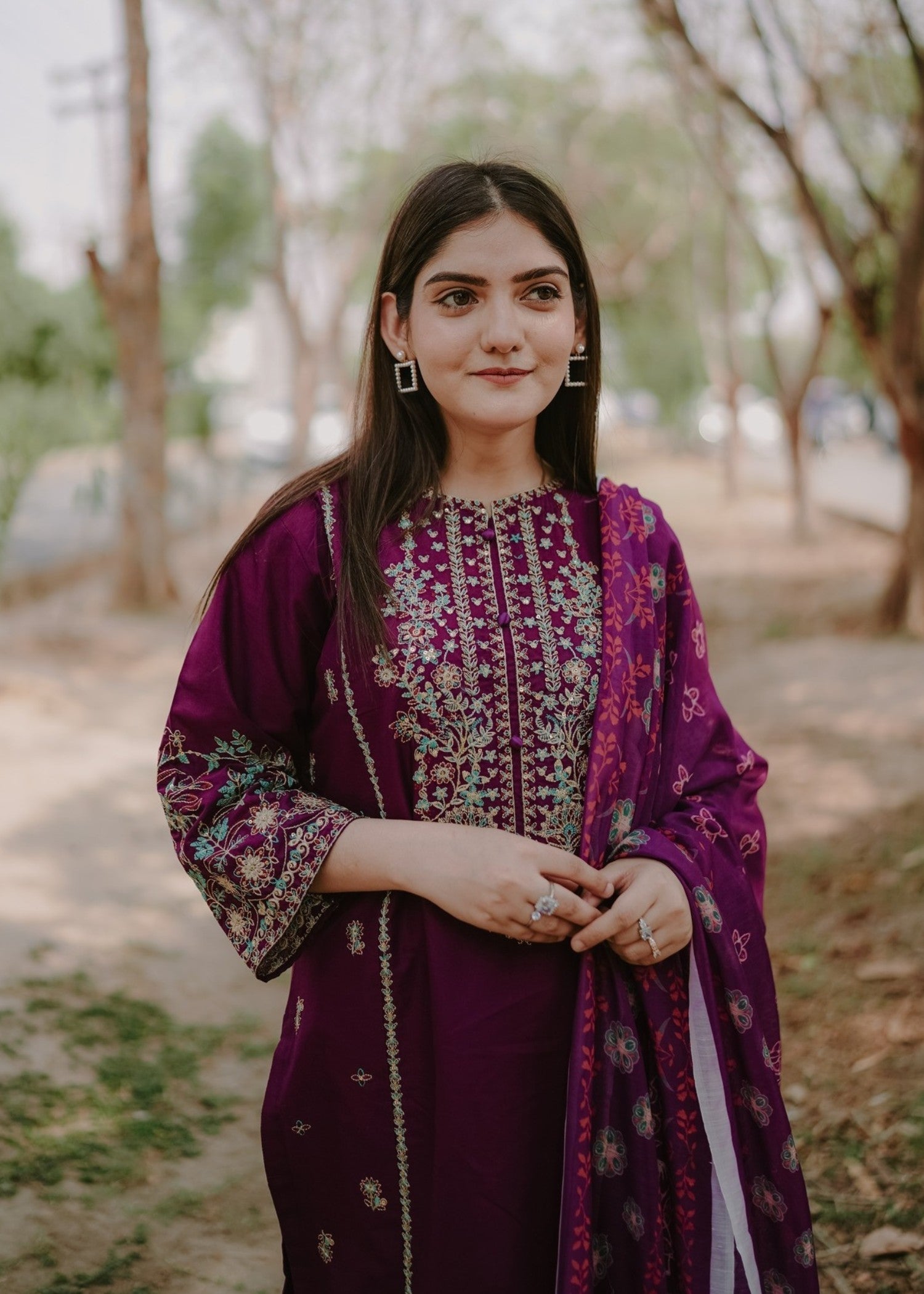 Haraj Collections Plum Embroidered Lawn Cotton Women 3pcs