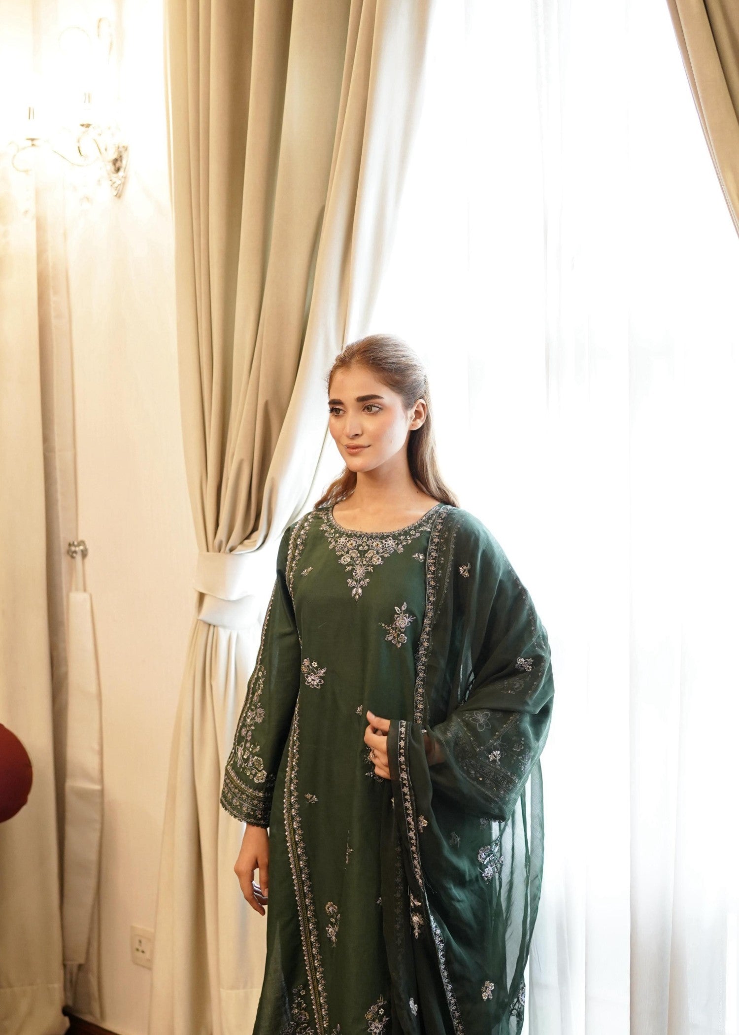 Kunaar Haseena Women 3pcs