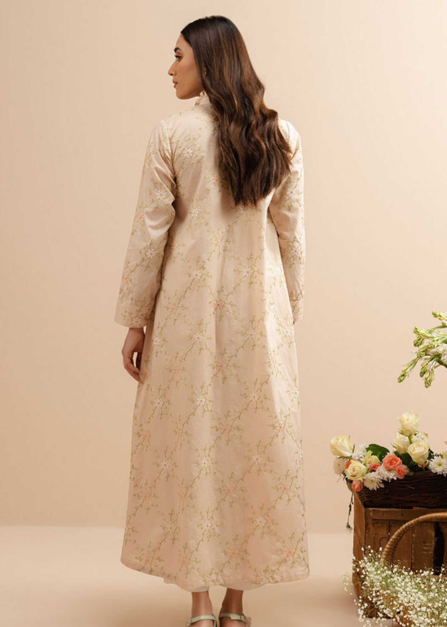 Cross Stitch BLUSH GARDEN EMBROIDERED SHIRT 0125RTWEMLBAS0103 Women 1pcs