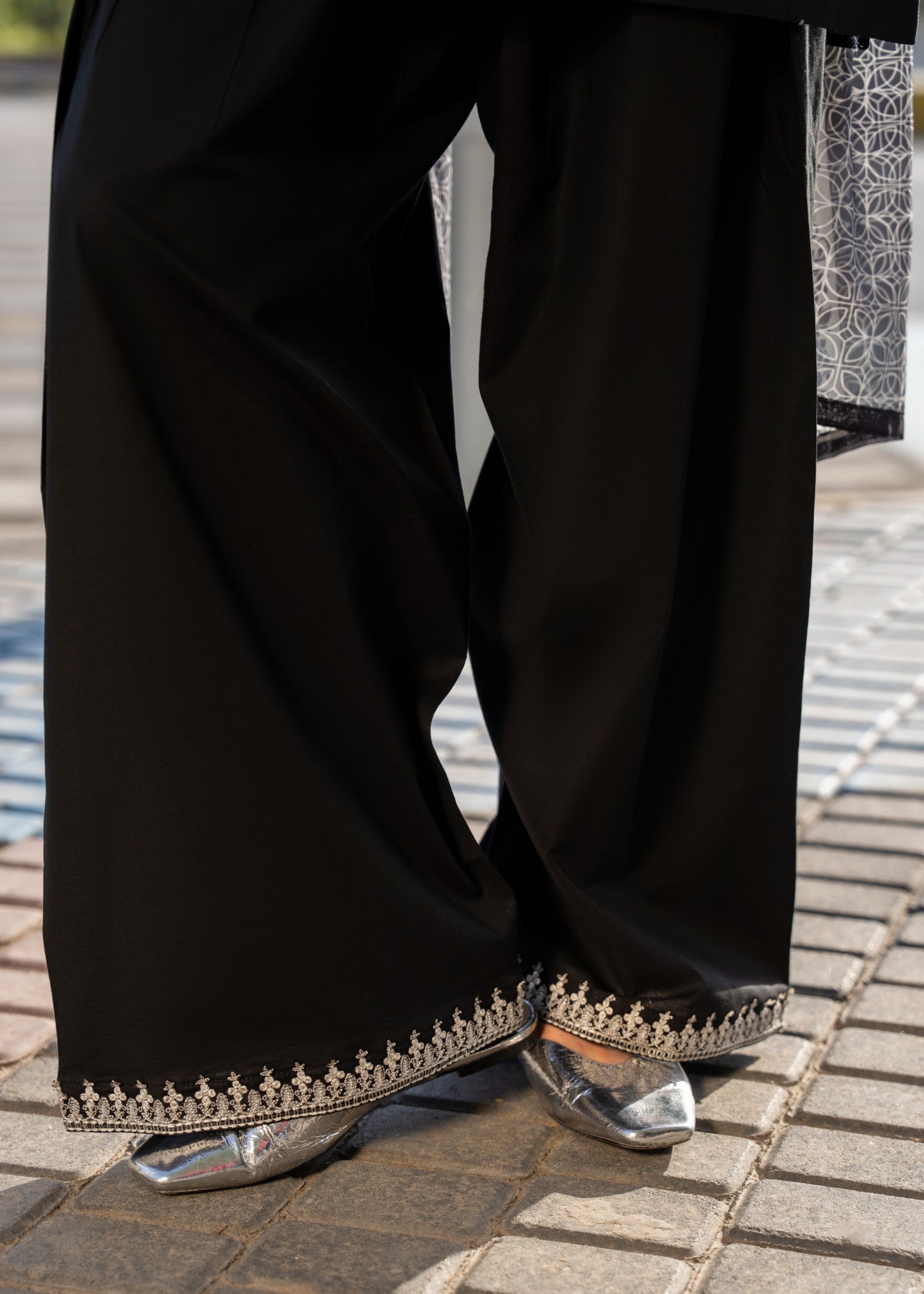 Casual Lite Cotton Emb Suit Black 1 Women 3pcs