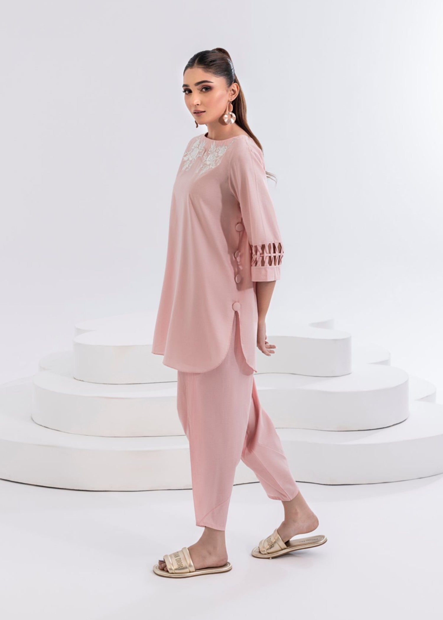 Amani BARELY BLUSH Women 2pcs