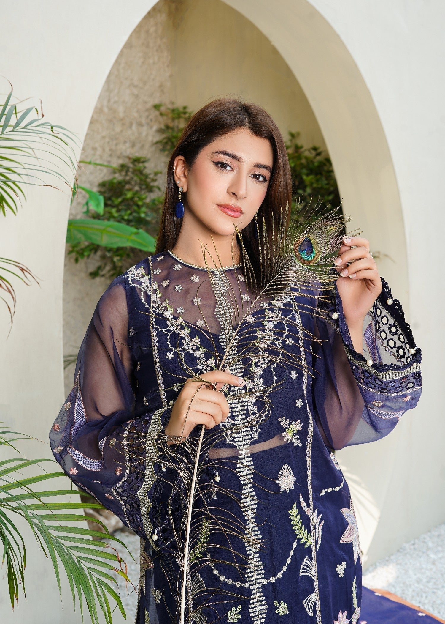 Surmai ELLA Embroidered Women 4pcs