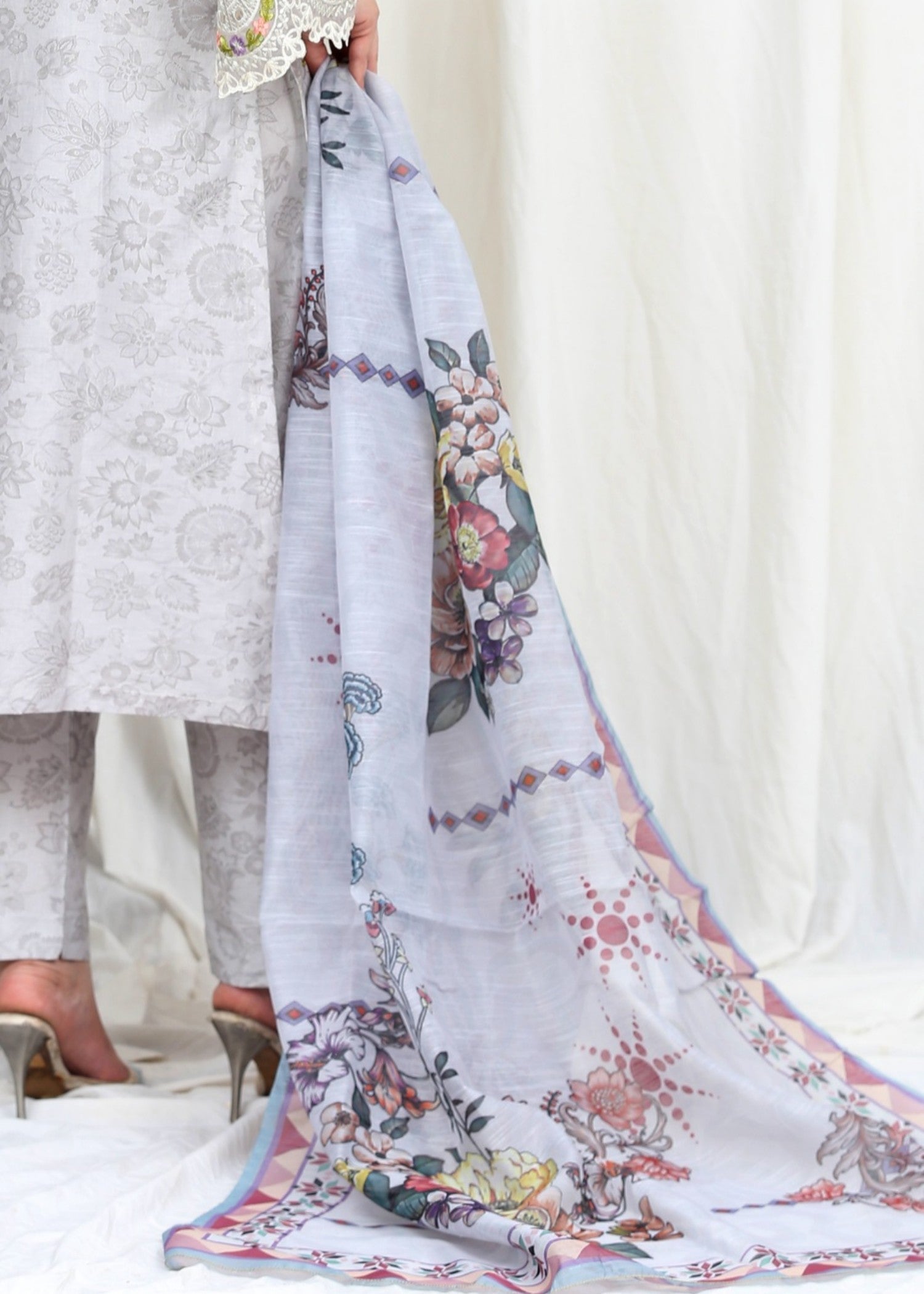 Mr Rai Attires AYAT Embroidered Women 3pcs