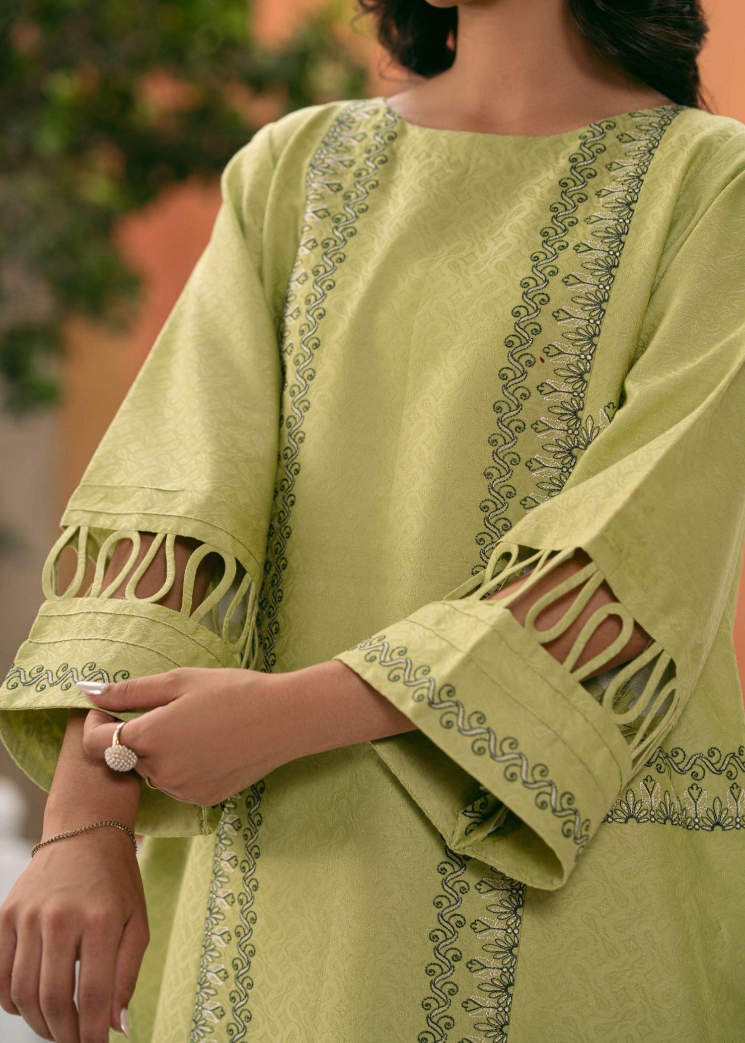 Musaif Abrooh Stitched () Women 3pcs