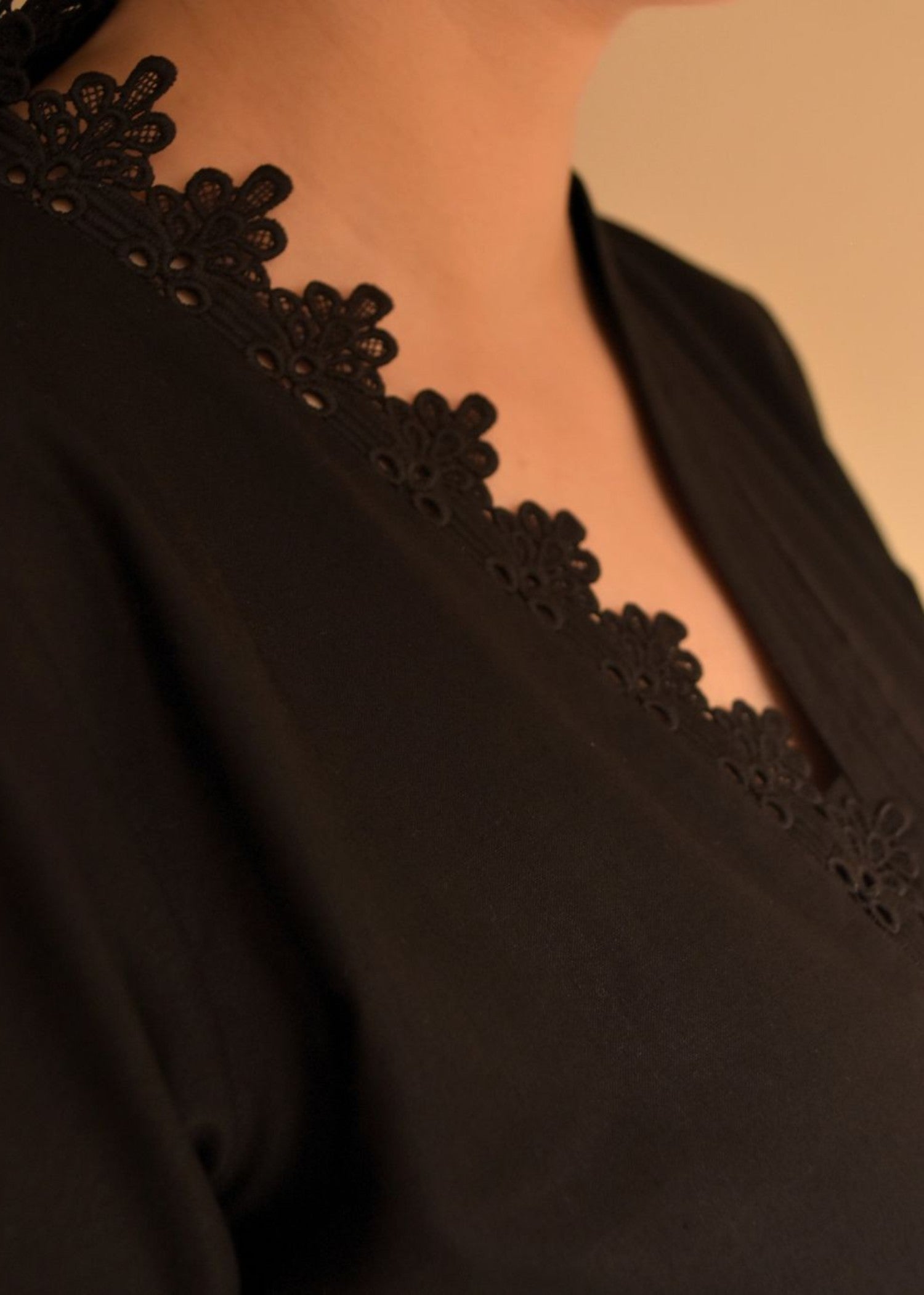 Baposh Black Kurta Set Women 2pcs