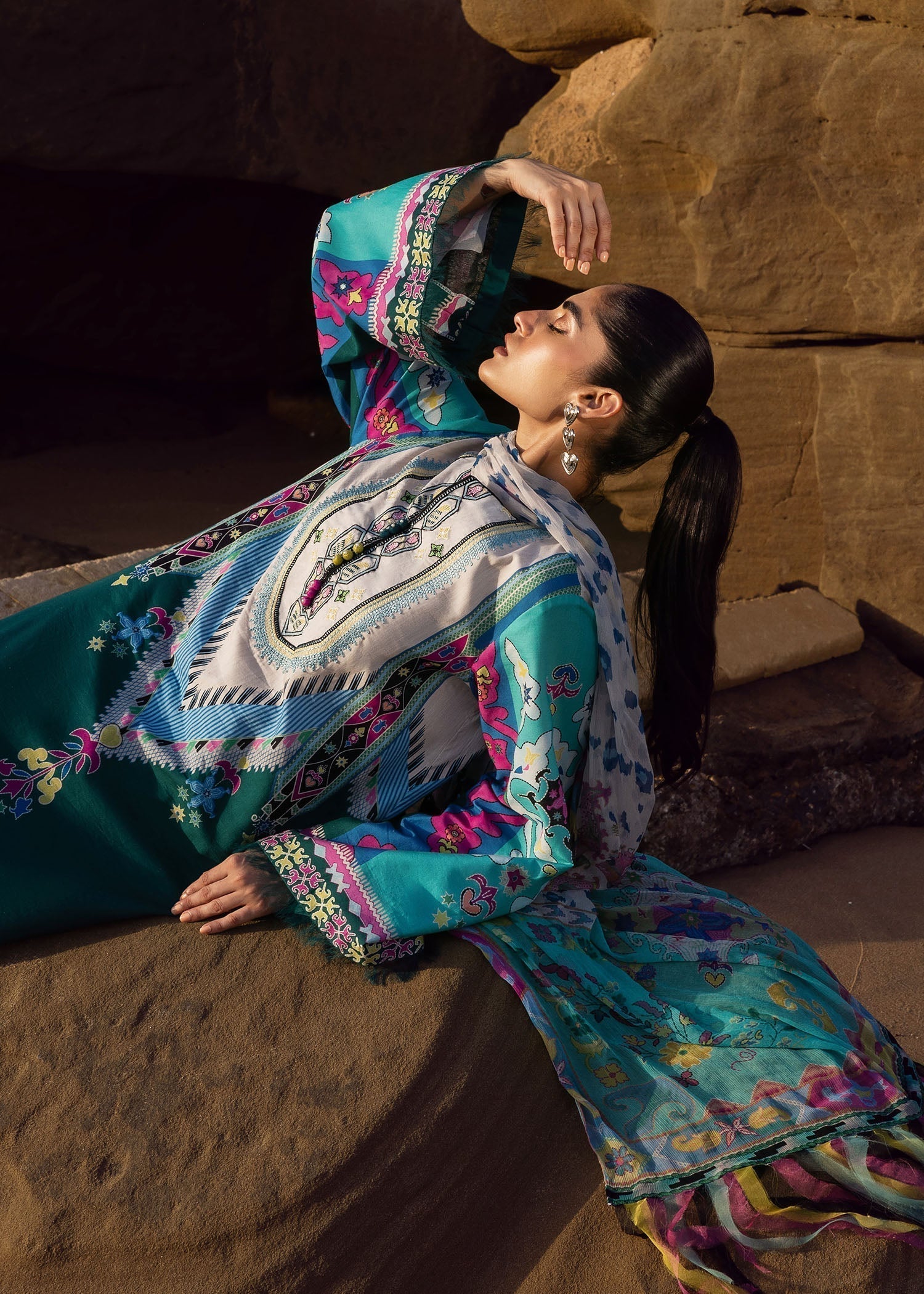 Sadaf Fawad Khan Surf Gypsy Women 3pcs