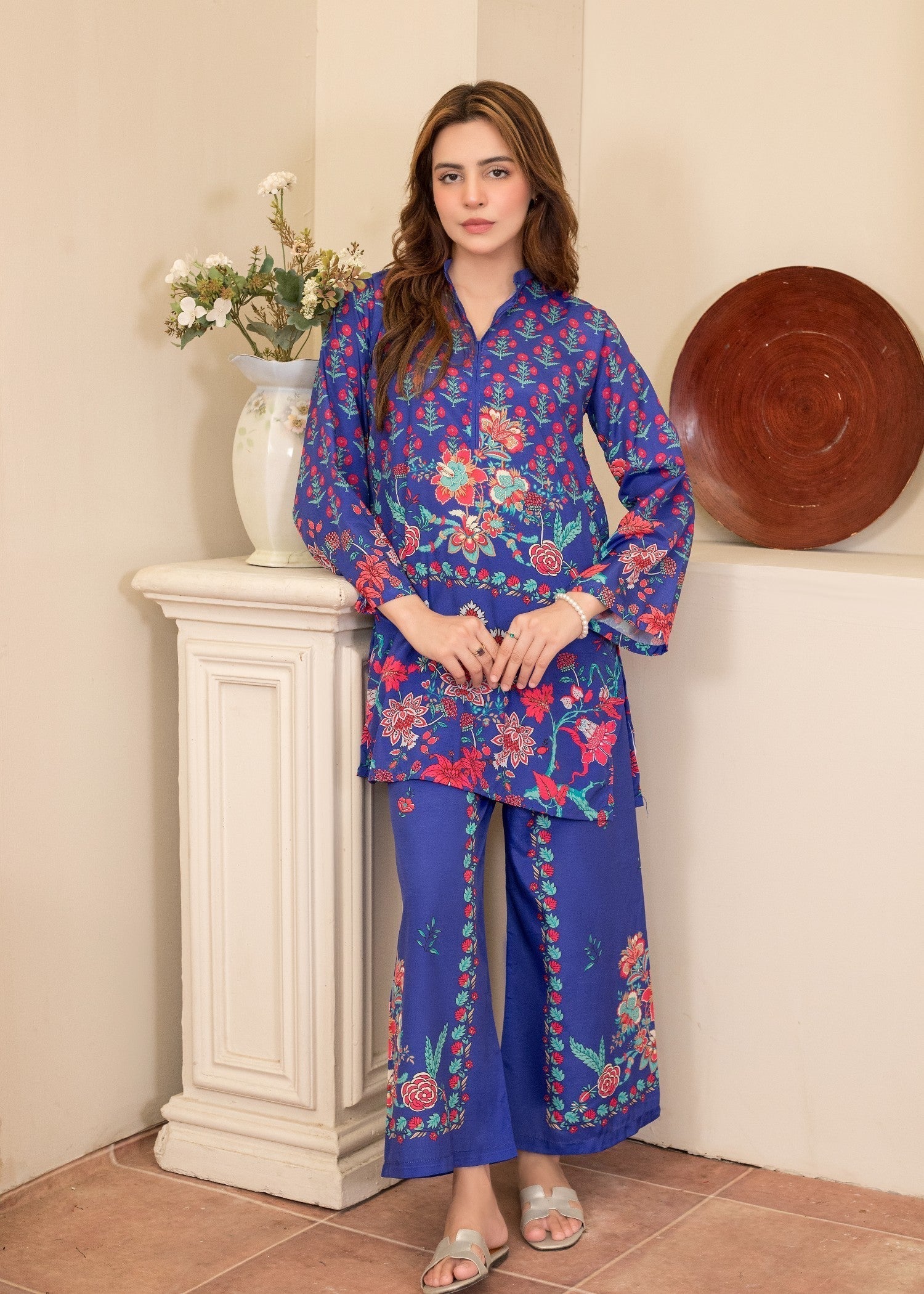 Khadija Sharif Nia Women 2pcs