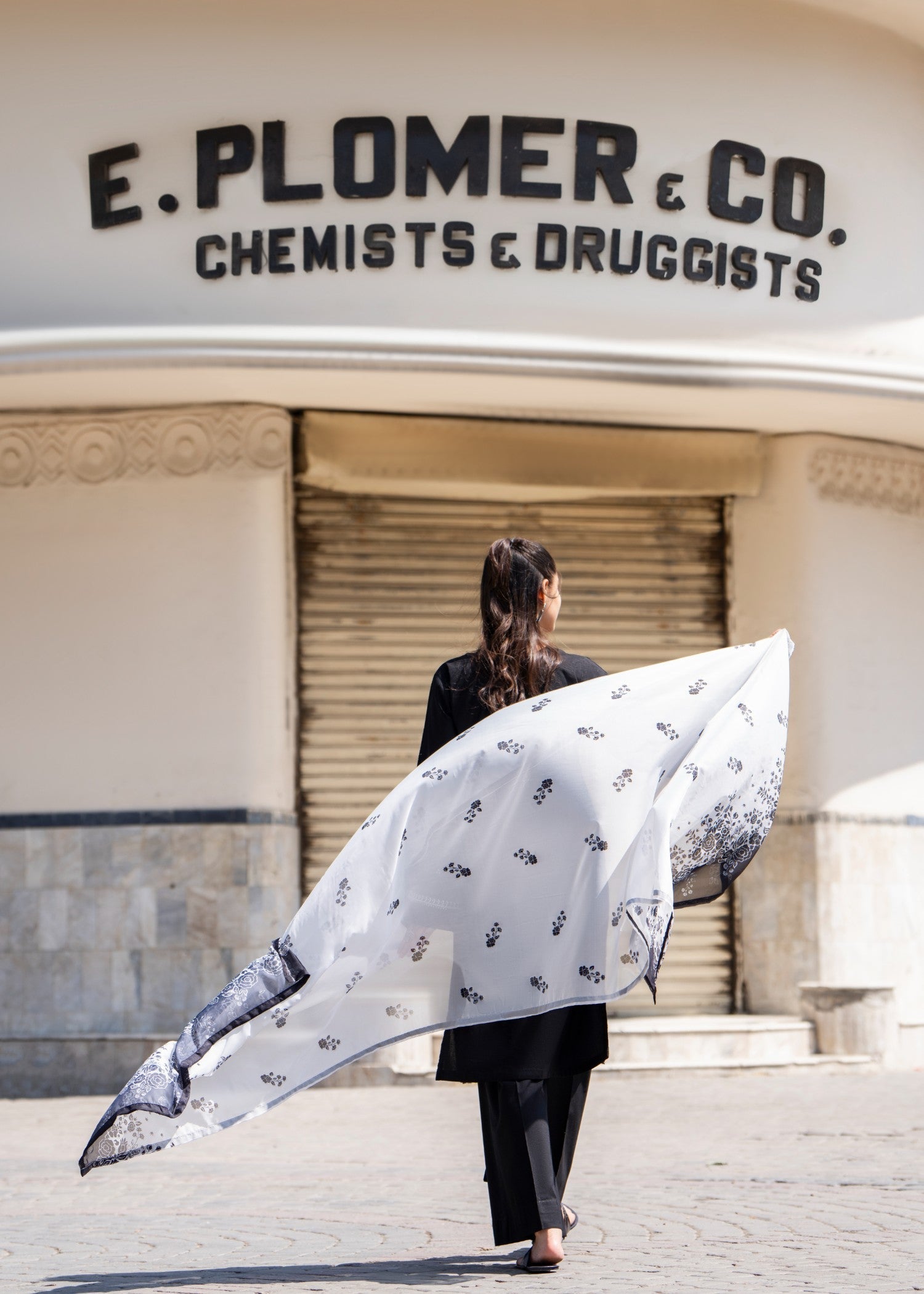 Casual Lite Cotton Emb Suit Black 3 Women 3pcs