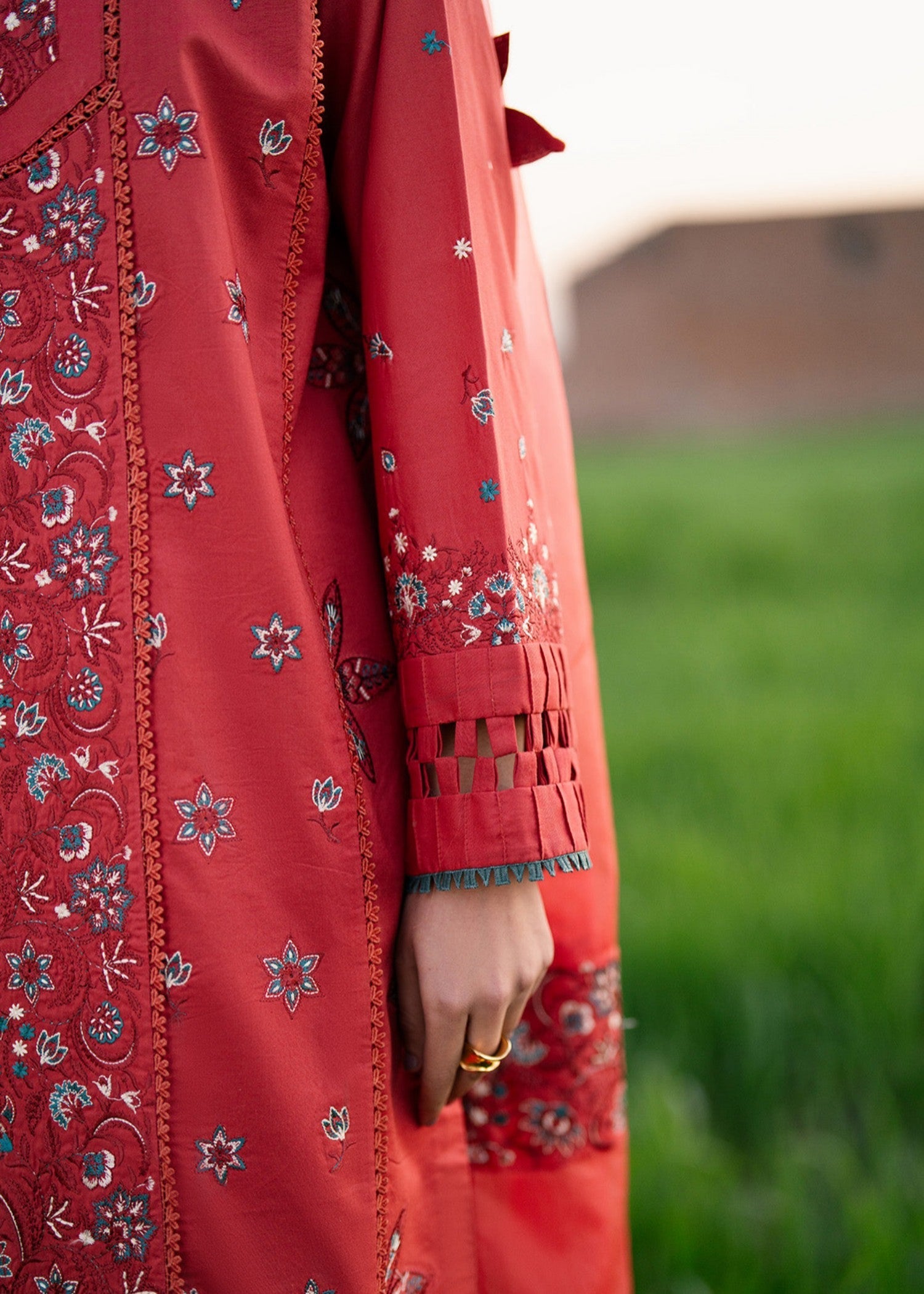 Musaif Ilzar () Women 3pcs