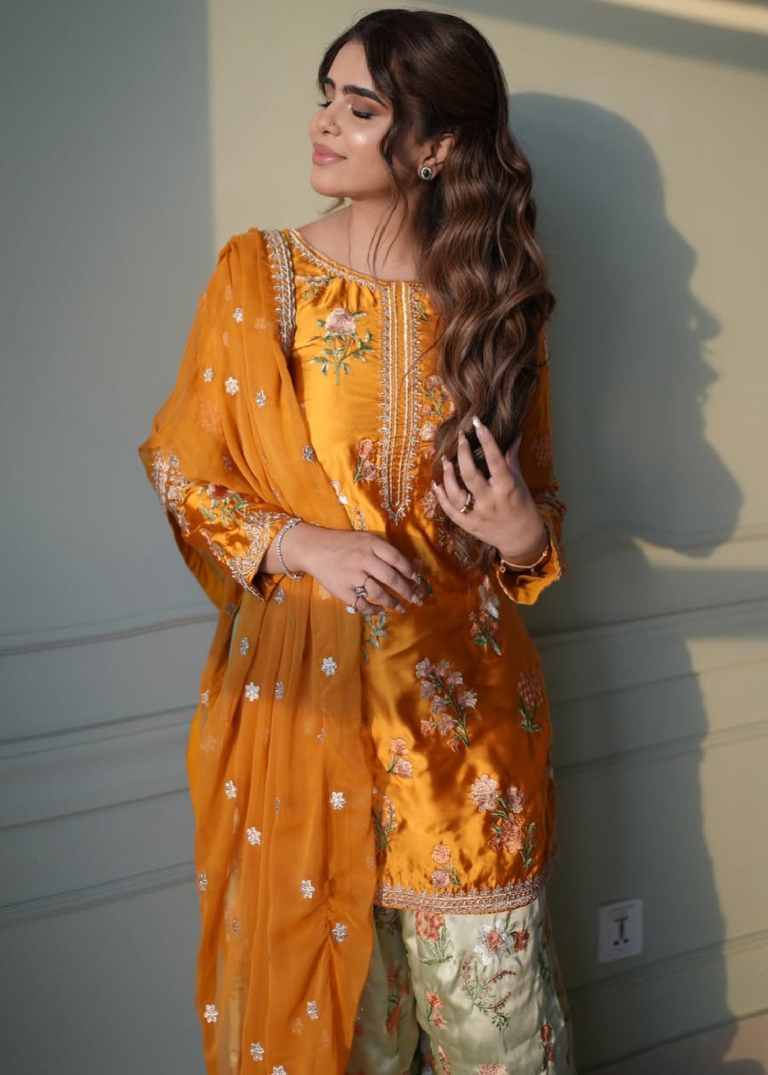 Mishkaat Clothing Saanjh Mustard Women 3pcs