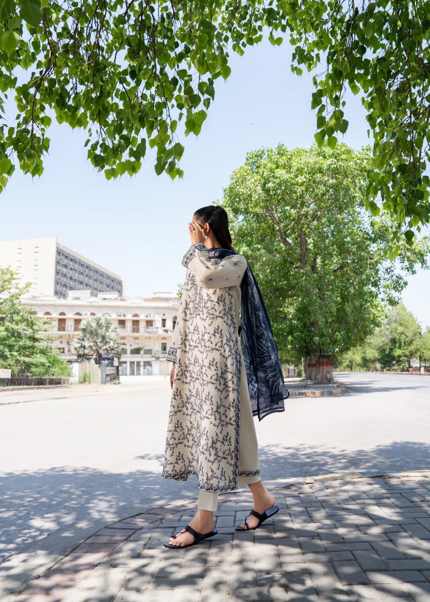 Casual Lite Cotton Emb Suit Beige 2 Women 3pcs