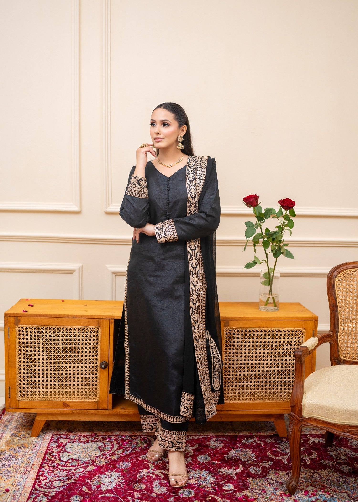 Alyssa BLACK RAWSILK SUIT ALL306 Women 3pcs