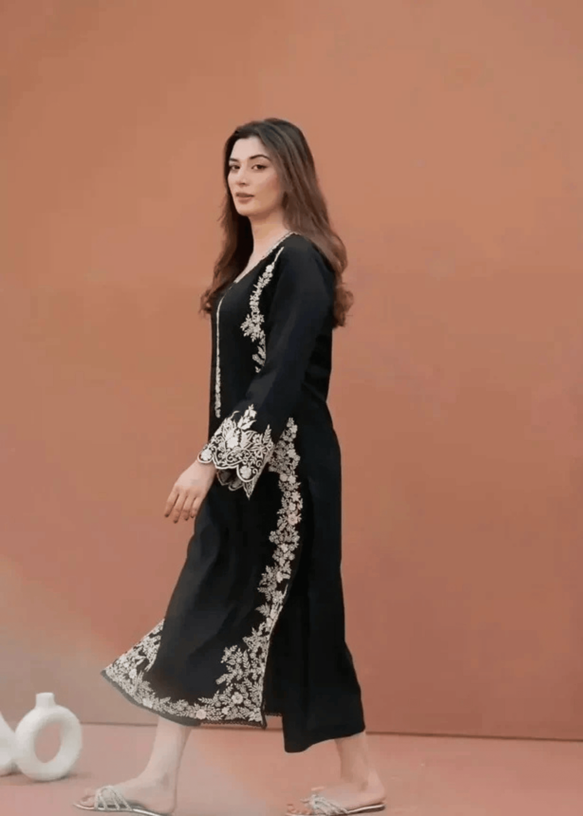 Rosyribbons Black Embroidered Stitched Women 2pcs