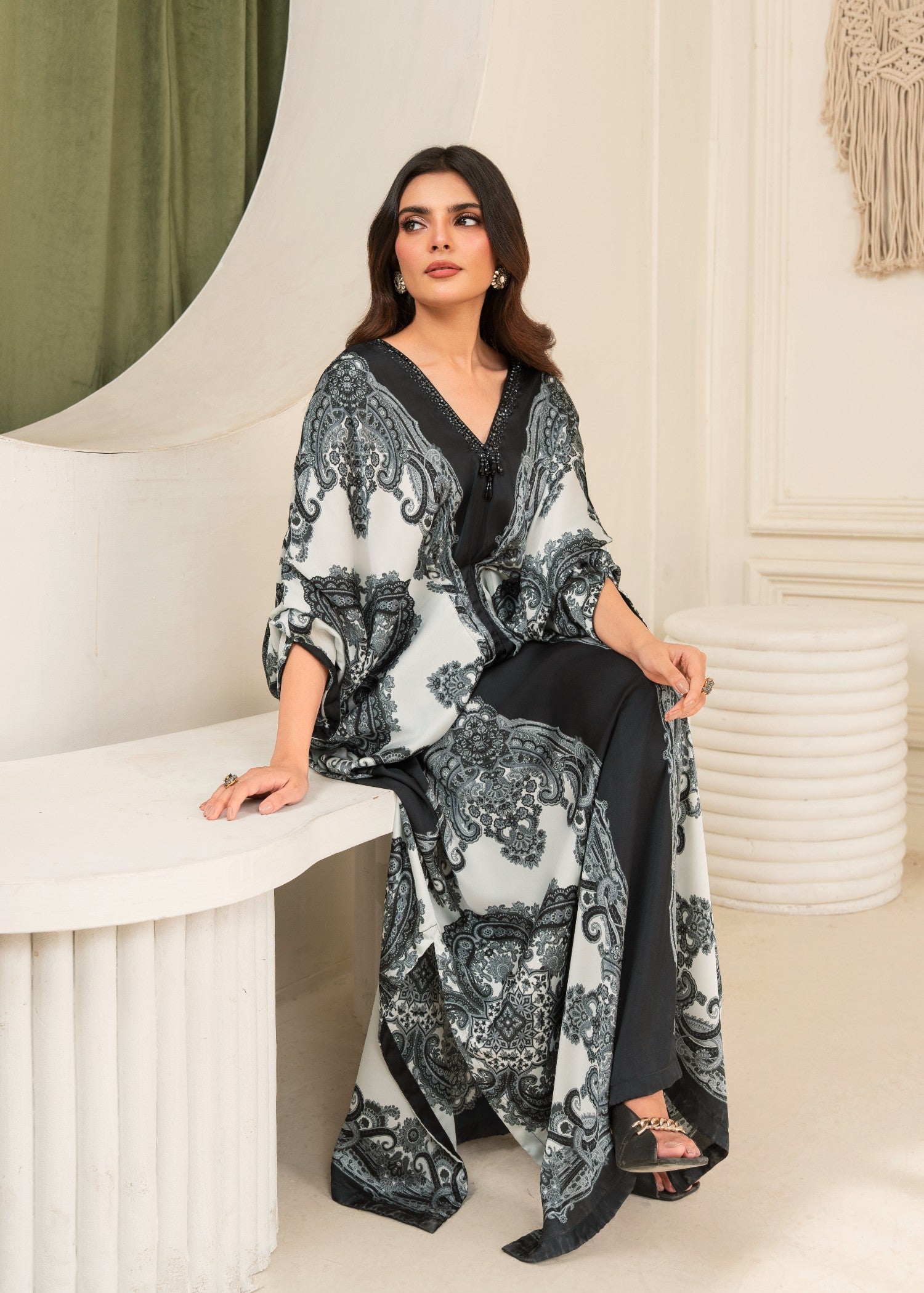 Sahibas By Mirza Lunar Kaftan Women 1pcs