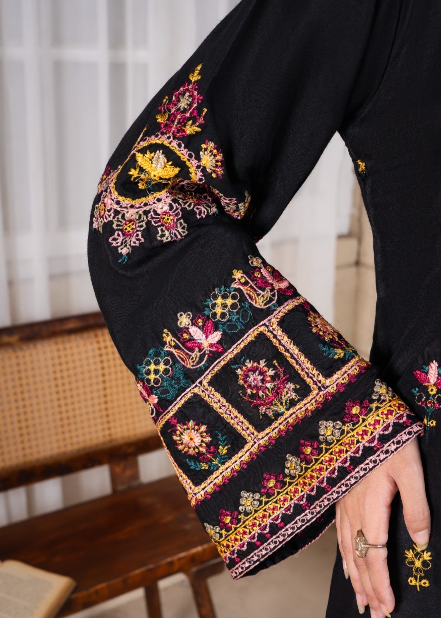 Gulposh Koco (Embroided ) Women 2pcs