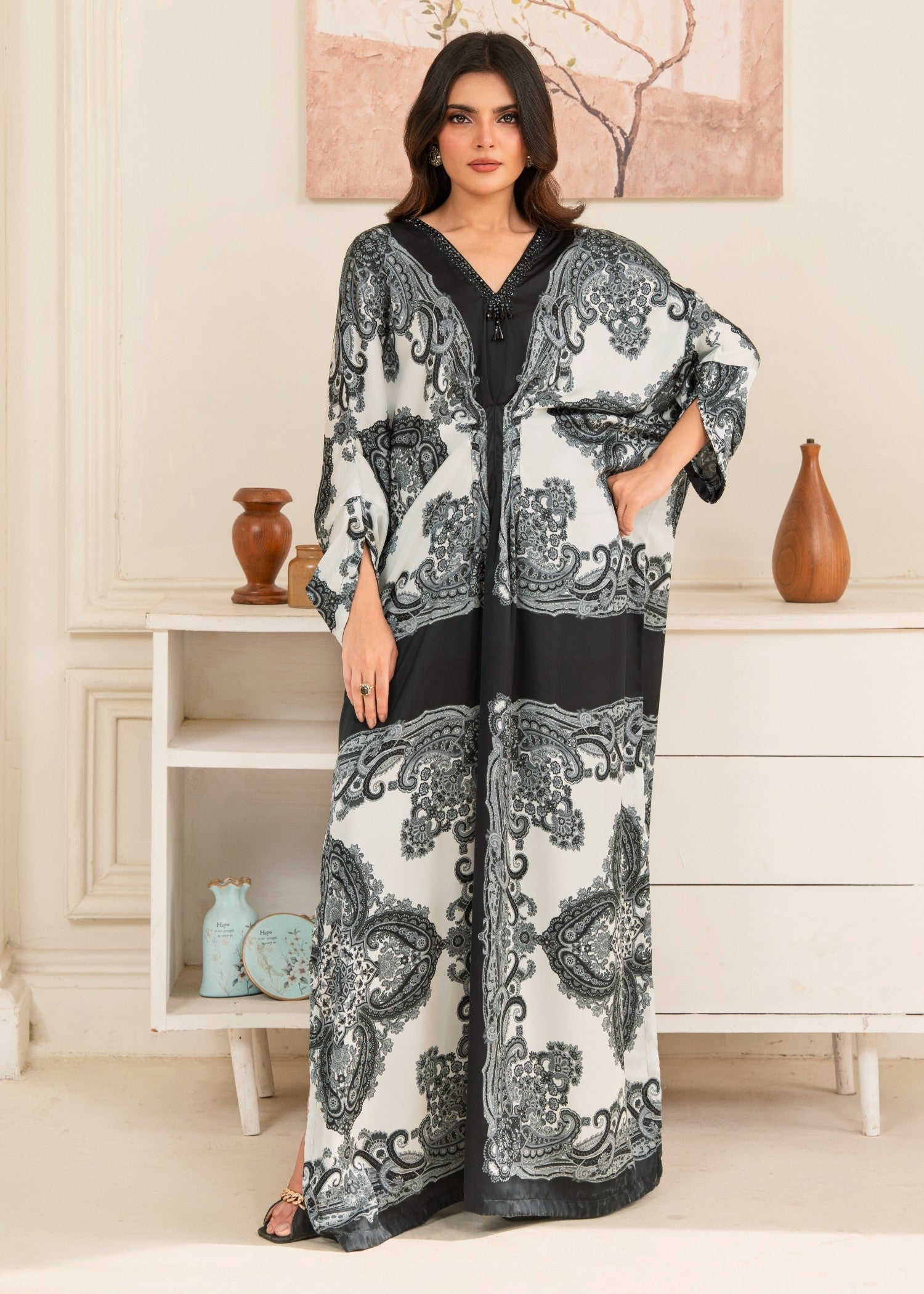 Sahibas By Mirza Lunar Kaftan Women 1pcs