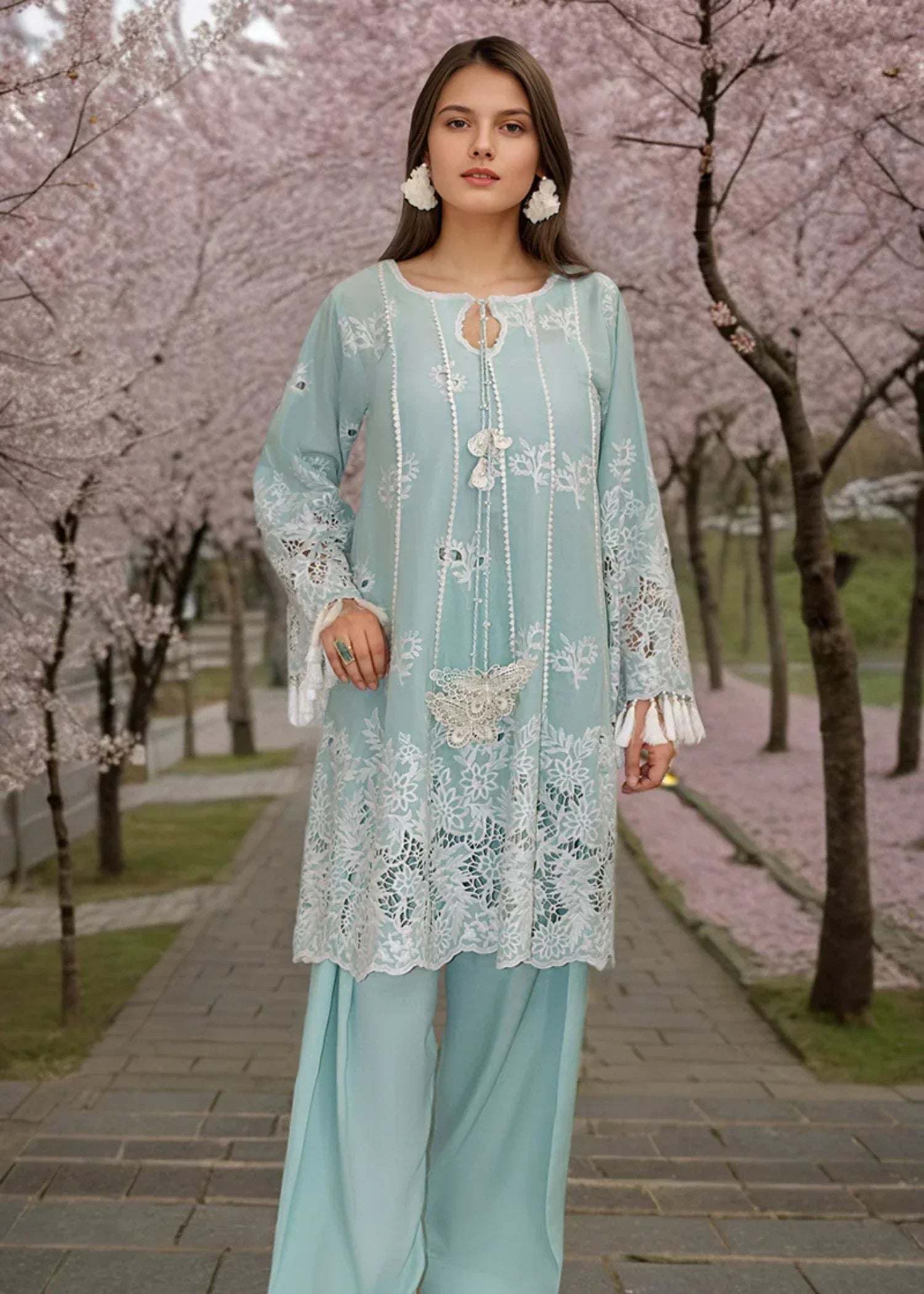 Threads & Motifs READY TO WEAR 9791 Women 1pcs