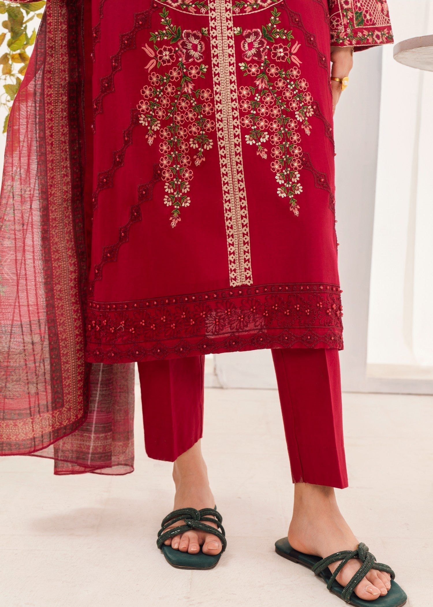 Sahibas By Mirza Virsa Maroon Women 3pcs