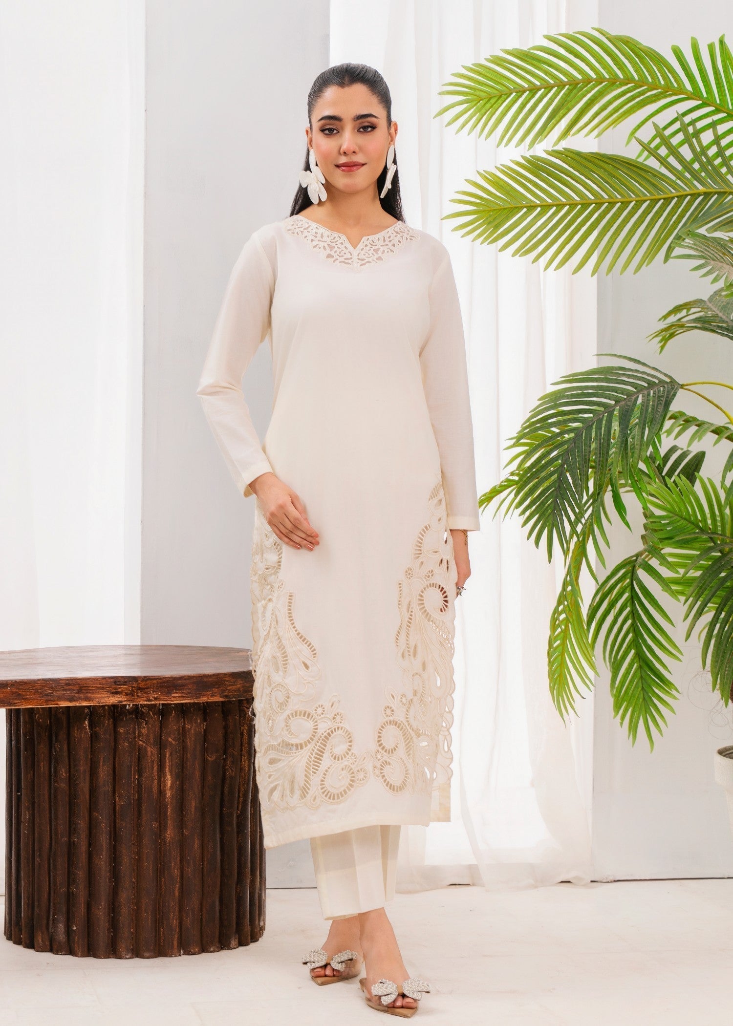 Sahibas By Mirza Casper White Women 2pcs