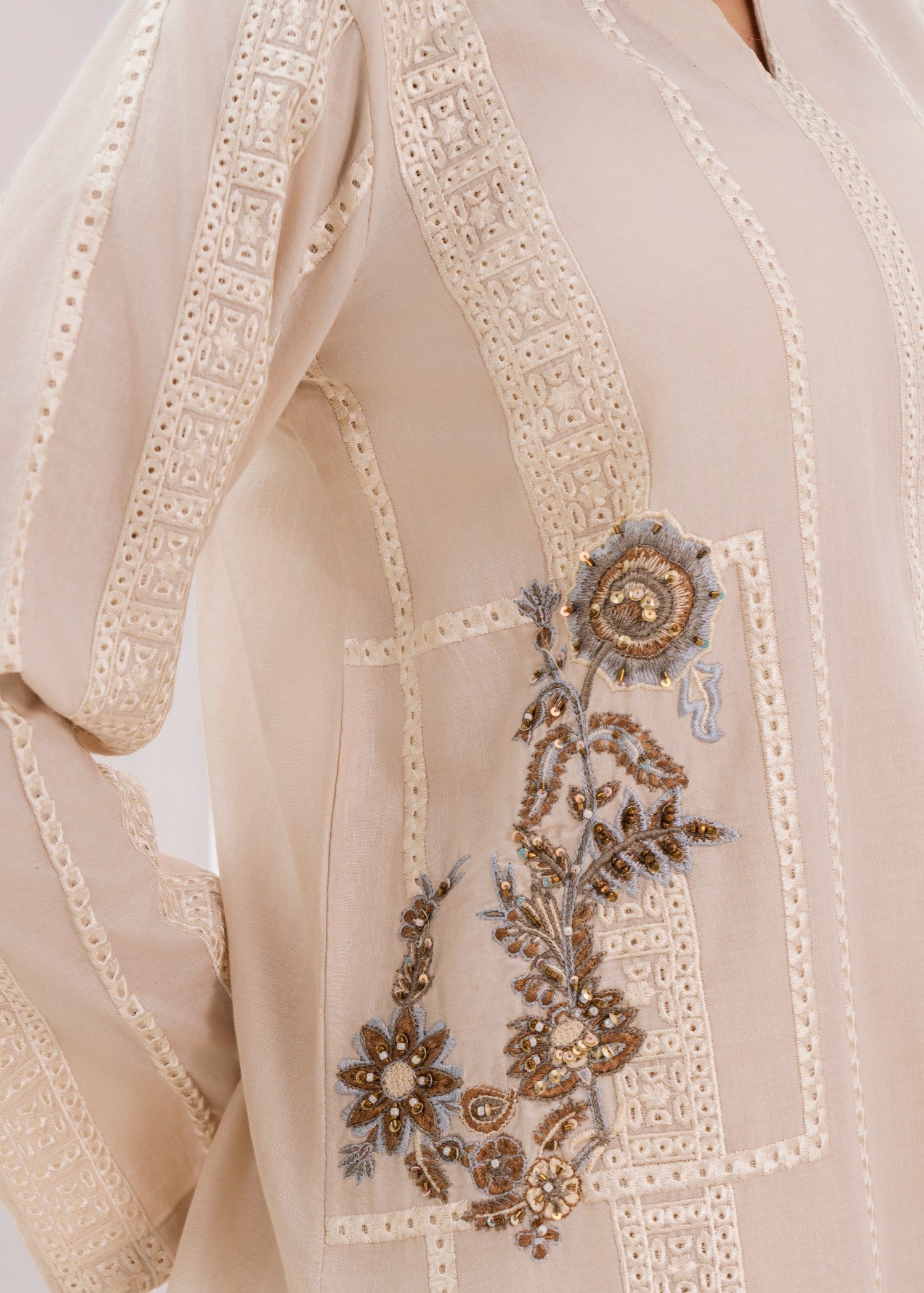 Sahibas By Mirza Nishat Ivory Women 2pcs