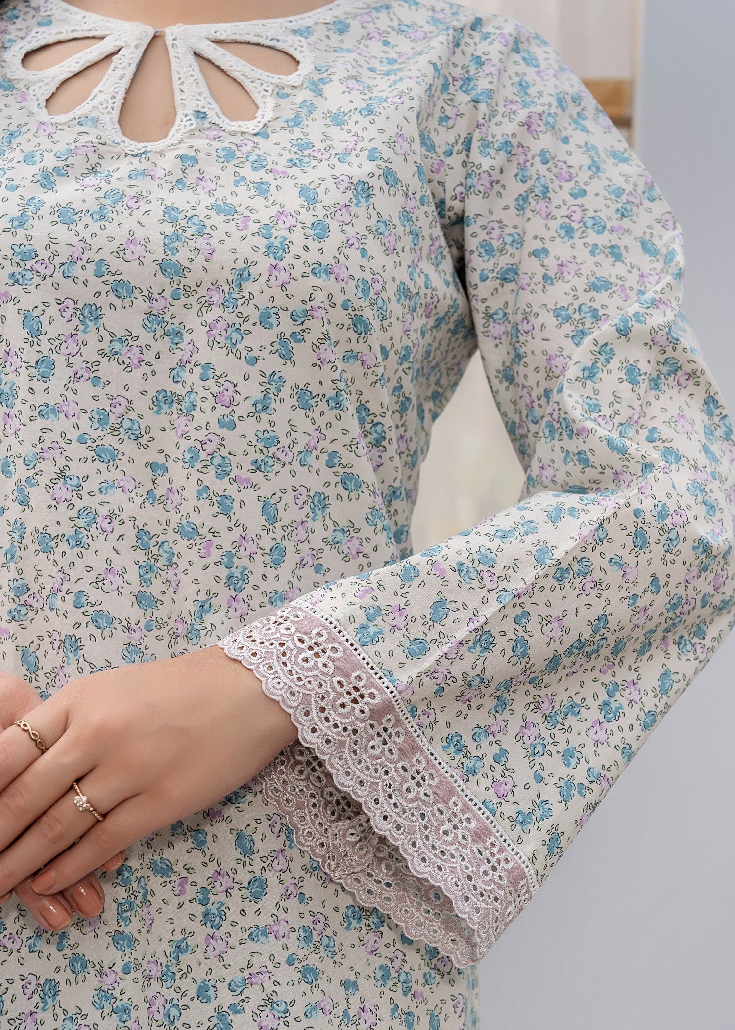 Rakht Saaz Gul Women 2pcs