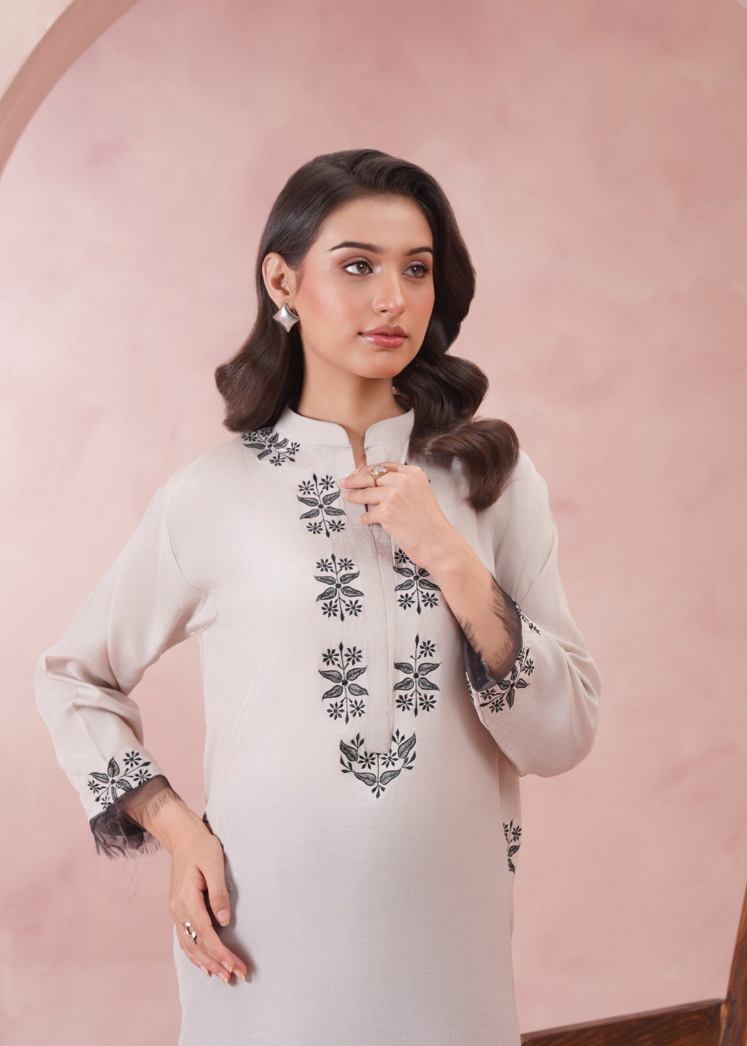 Zeeniya Officials MEHAK Women 1pcs