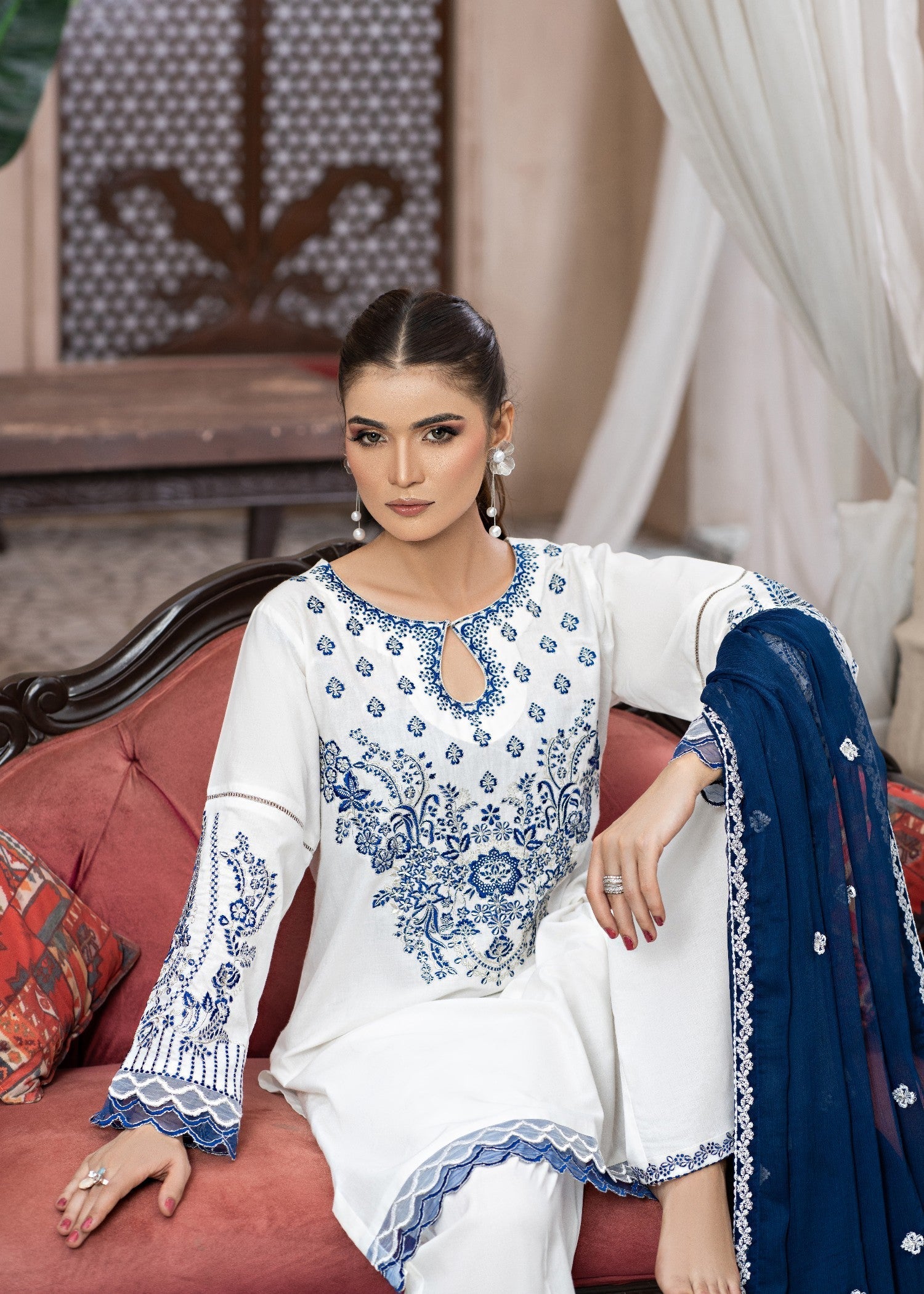 Madame Embroidered Egg White Cotton Suit 2759 Women 3pcs