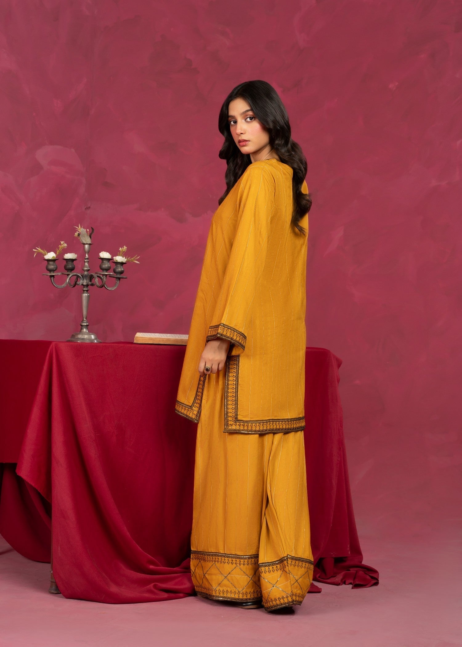 Aster Farshi Zolotaya Women 2pcs