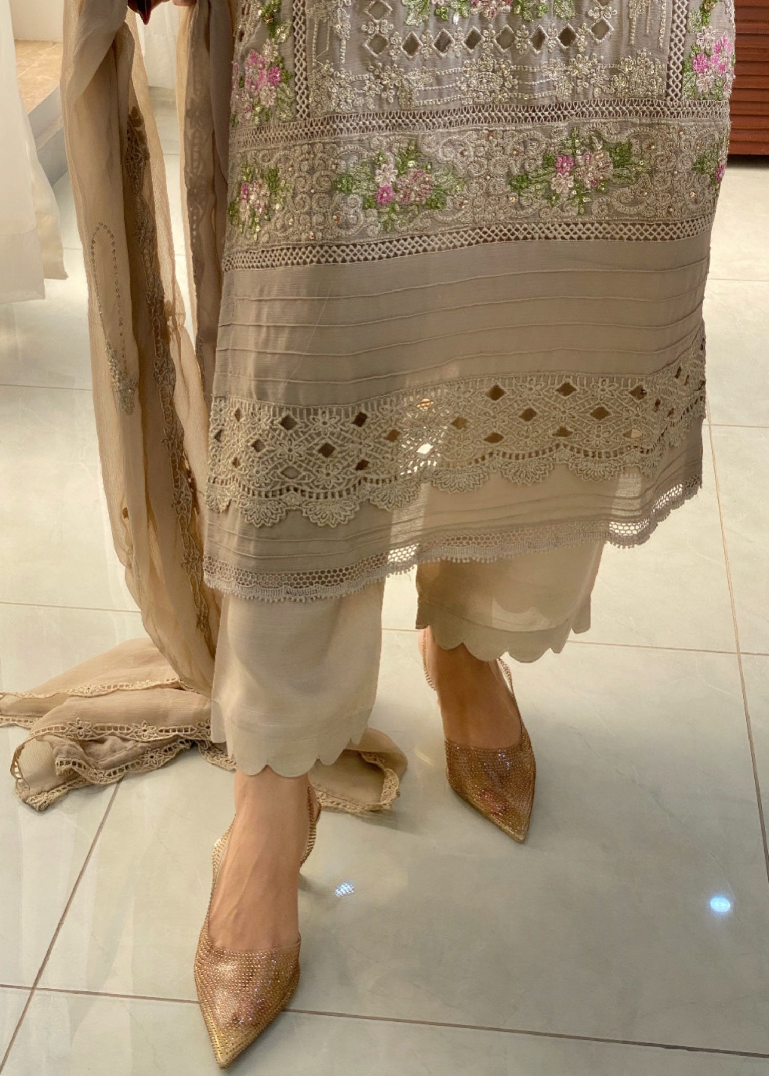 Ayesha B beige (Rani) Women 3pcs