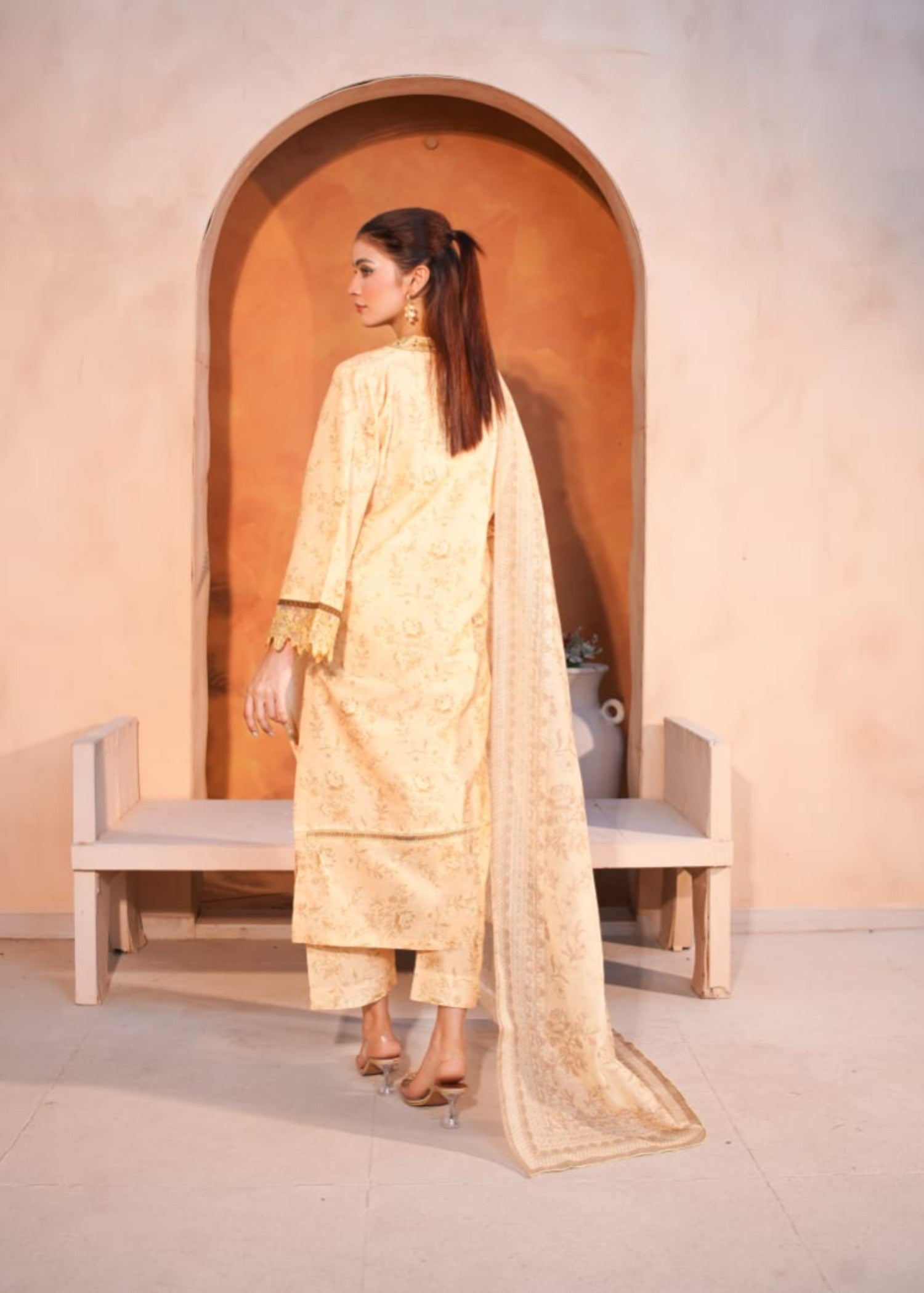 Shehroz Fashion GUL E MAHNOOR LAWN EMBROIDERY SUIT Women 3pcs