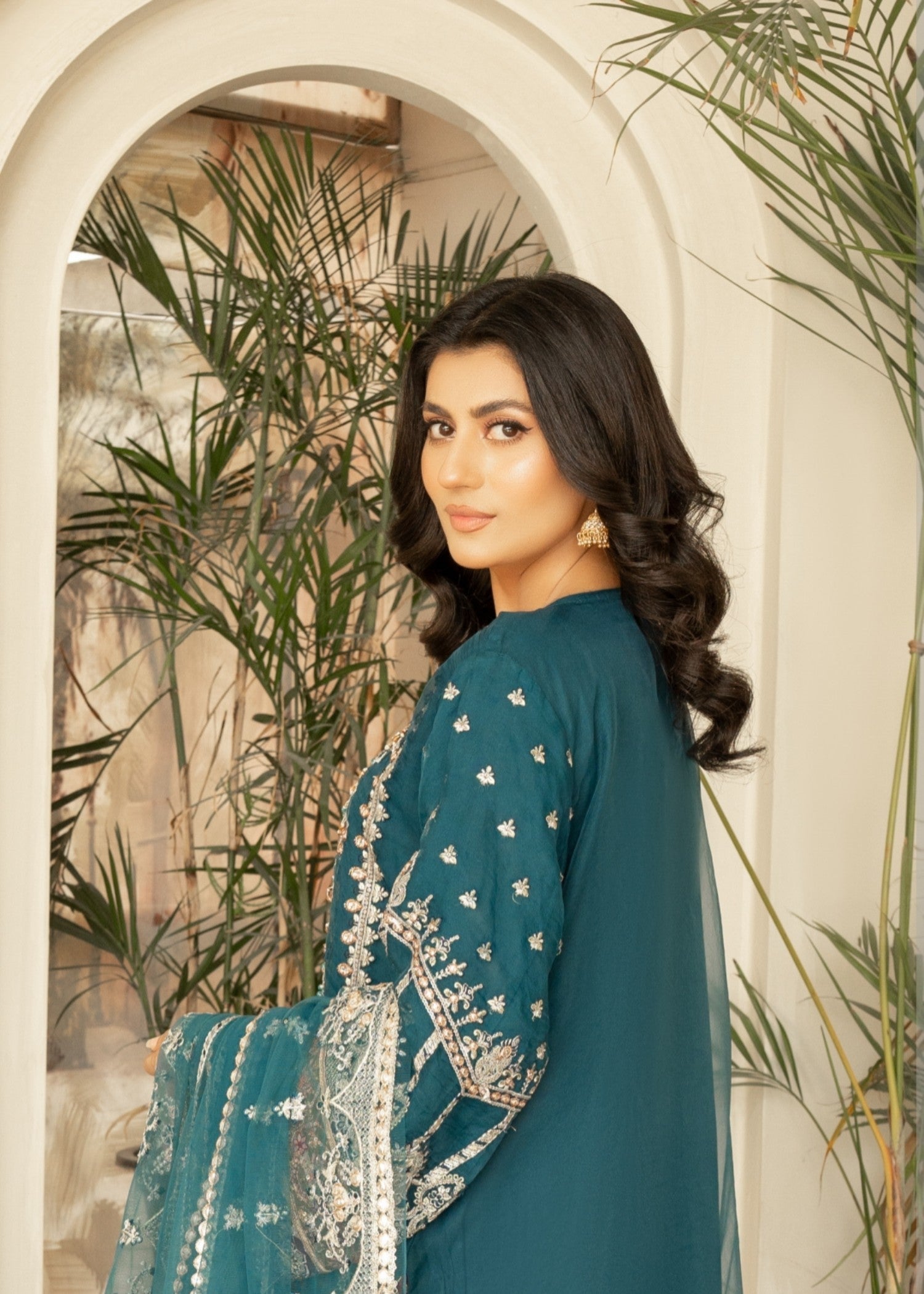 Solo Outfits Sheen2 Women 3pcs