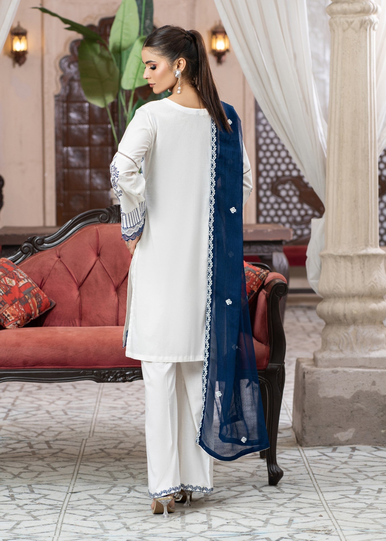 Madame Embroidered Egg White Cotton Suit 2759 Women 3pcs