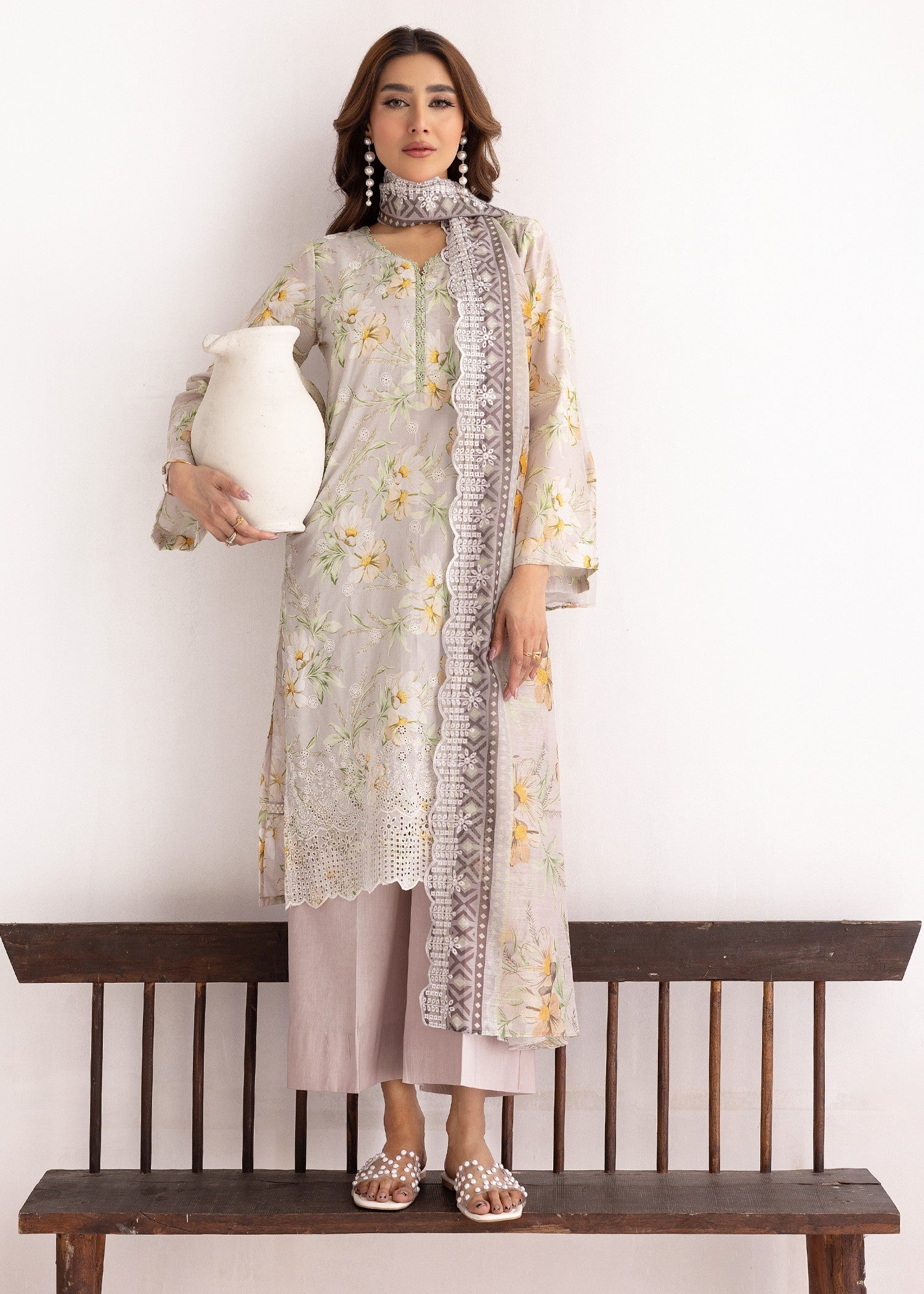 Aik Pret Saba 25 Women 3pcs