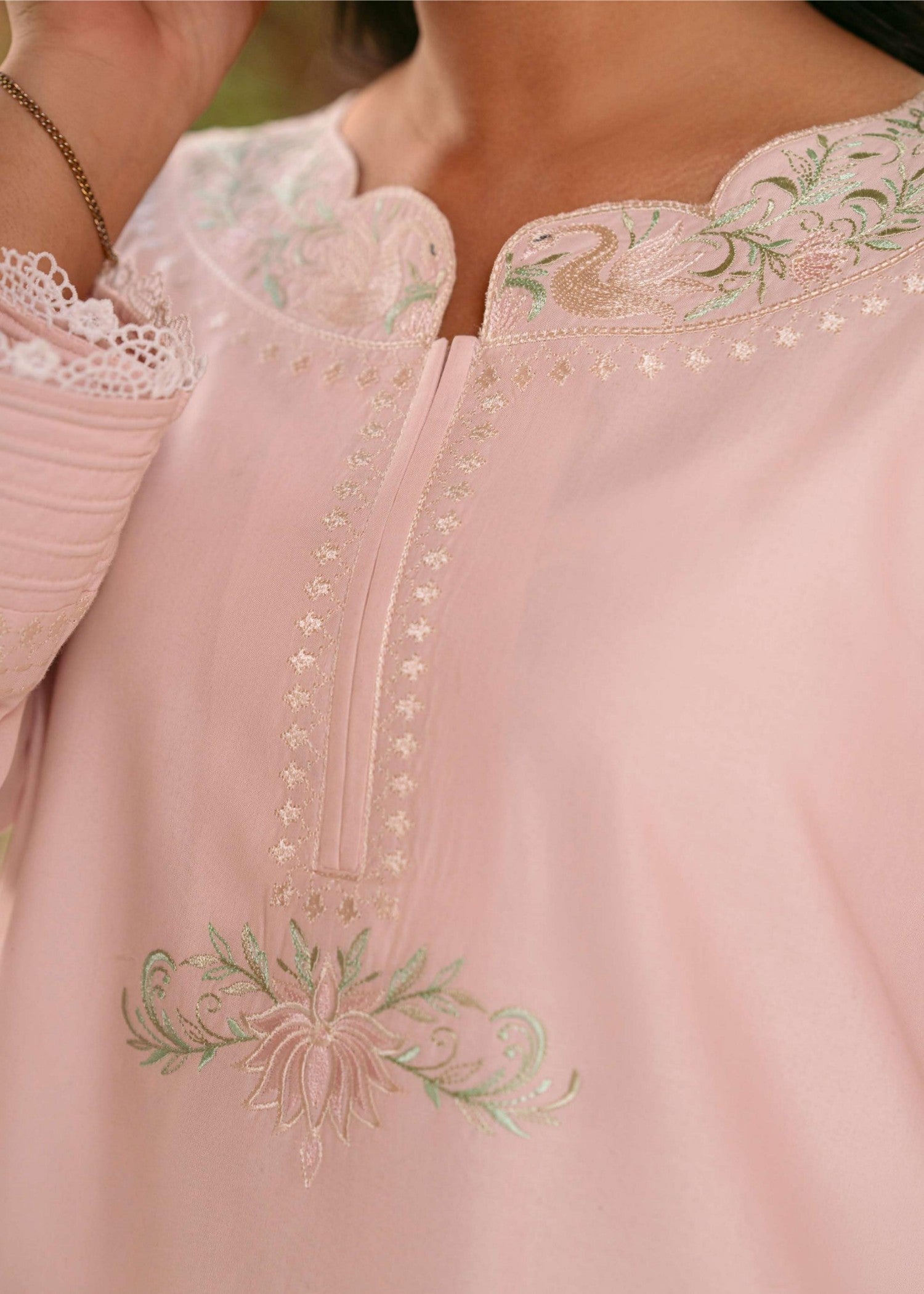 Musaif Khushbuu Stitched () Women 3pcs