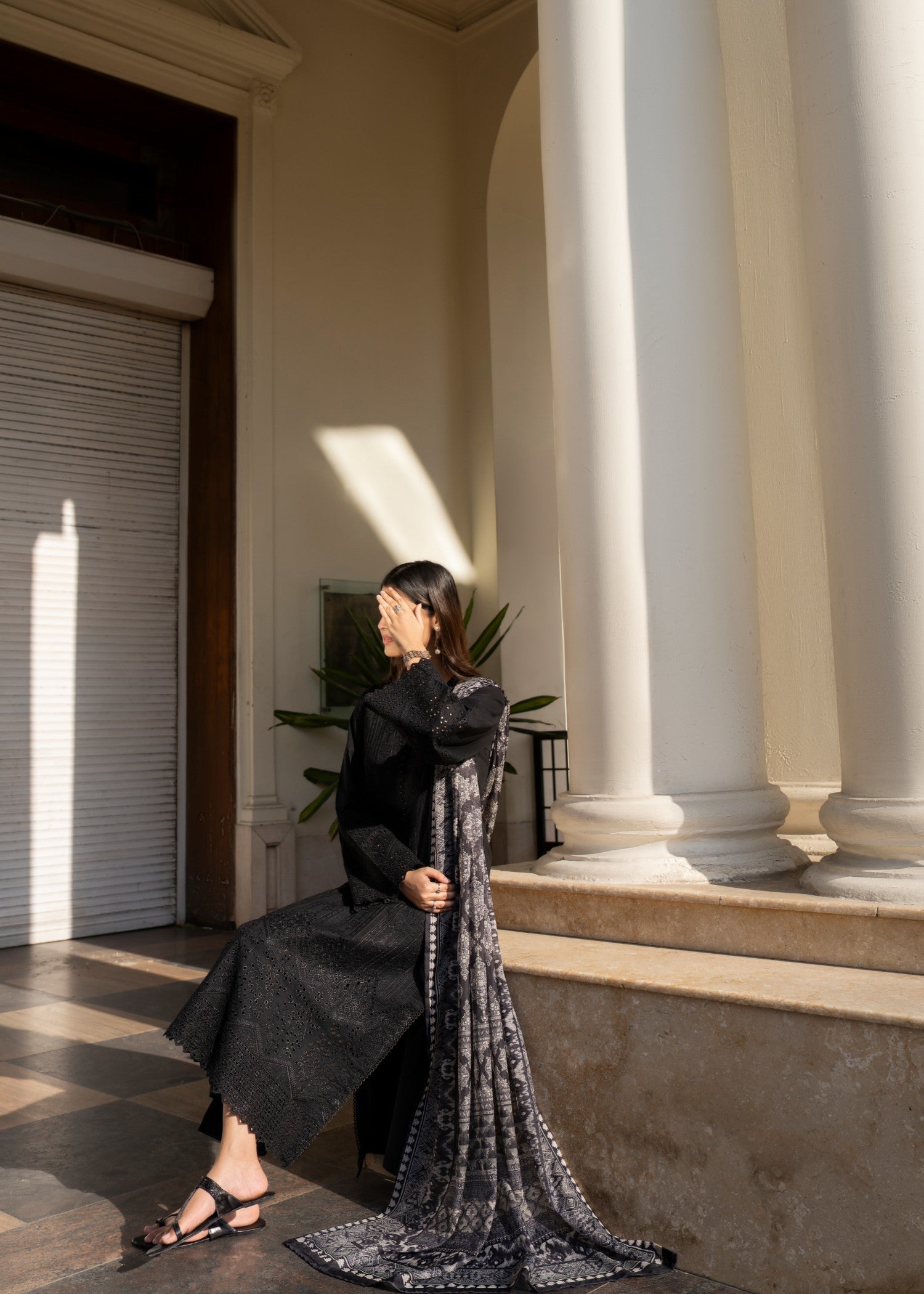 Casual Lite Cotton Emb Suit Black 2 Women 3pcs