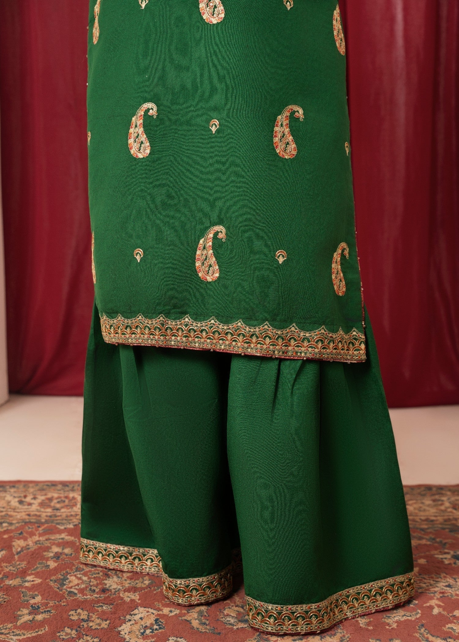 Zaren Emerald Charm Women 3pcs