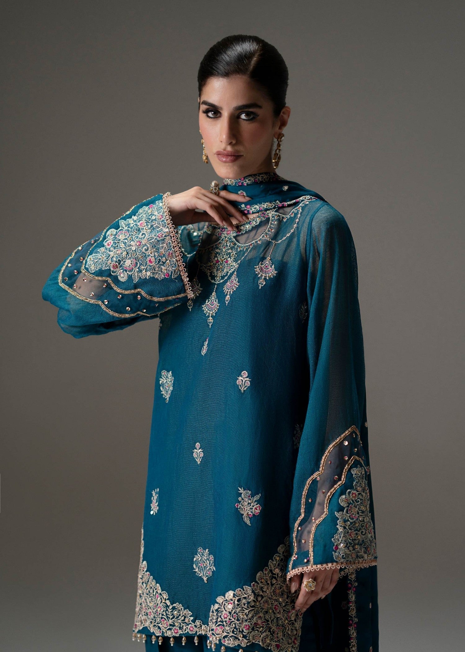 Musaif Elvyn Stitched () Women 3pcs